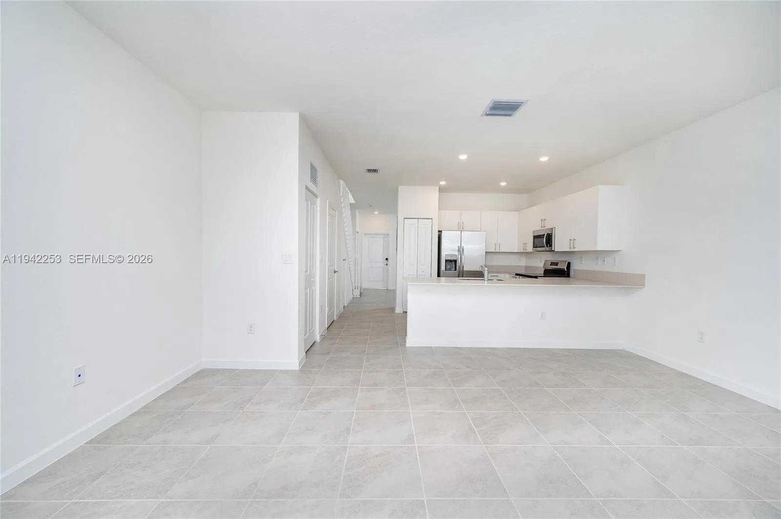 2747 Se 26th Rd 2747, Homestead, Florida 33035, Homestead, Florida 33035, 3 Bedrooms Bedrooms, ,2 BathroomsBathrooms,Residential Lease,For Rent,2747 Se 26th Rd 2747, Homestead, Florida 33035,A11942253