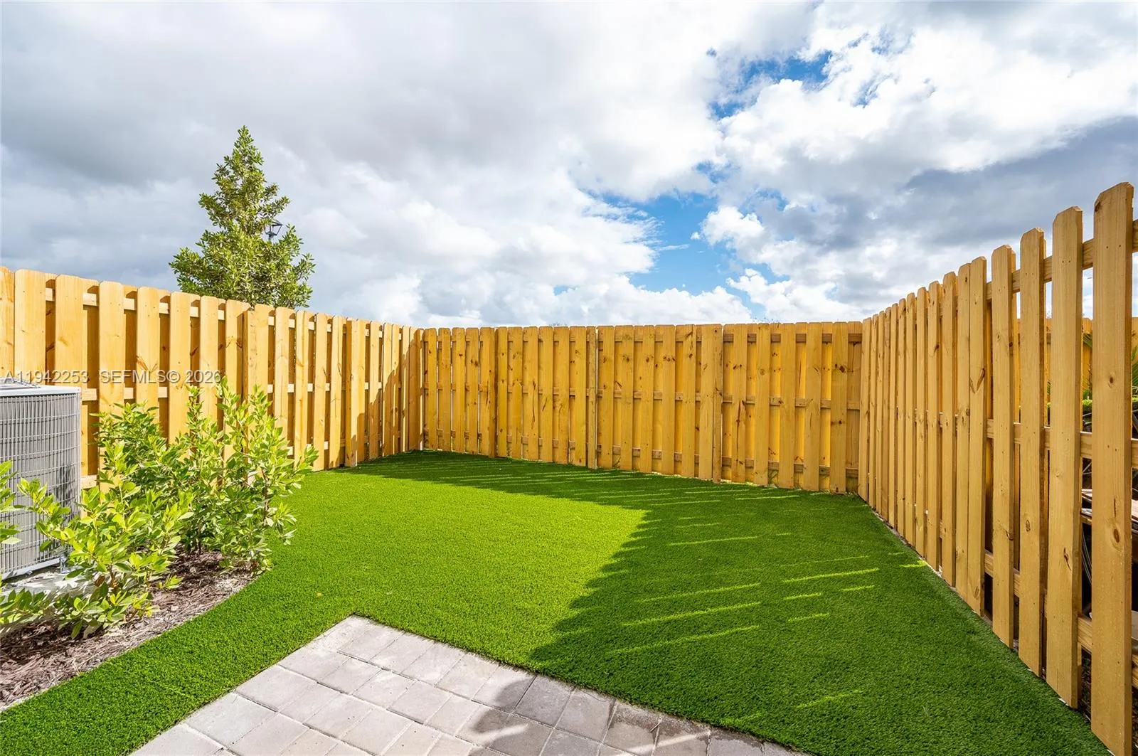 2747 Se 26th Rd 2747, Homestead, Florida 33035, Homestead, Florida 33035, 3 Bedrooms Bedrooms, ,2 BathroomsBathrooms,Residential Lease,For Rent,2747 Se 26th Rd 2747, Homestead, Florida 33035,A11942253