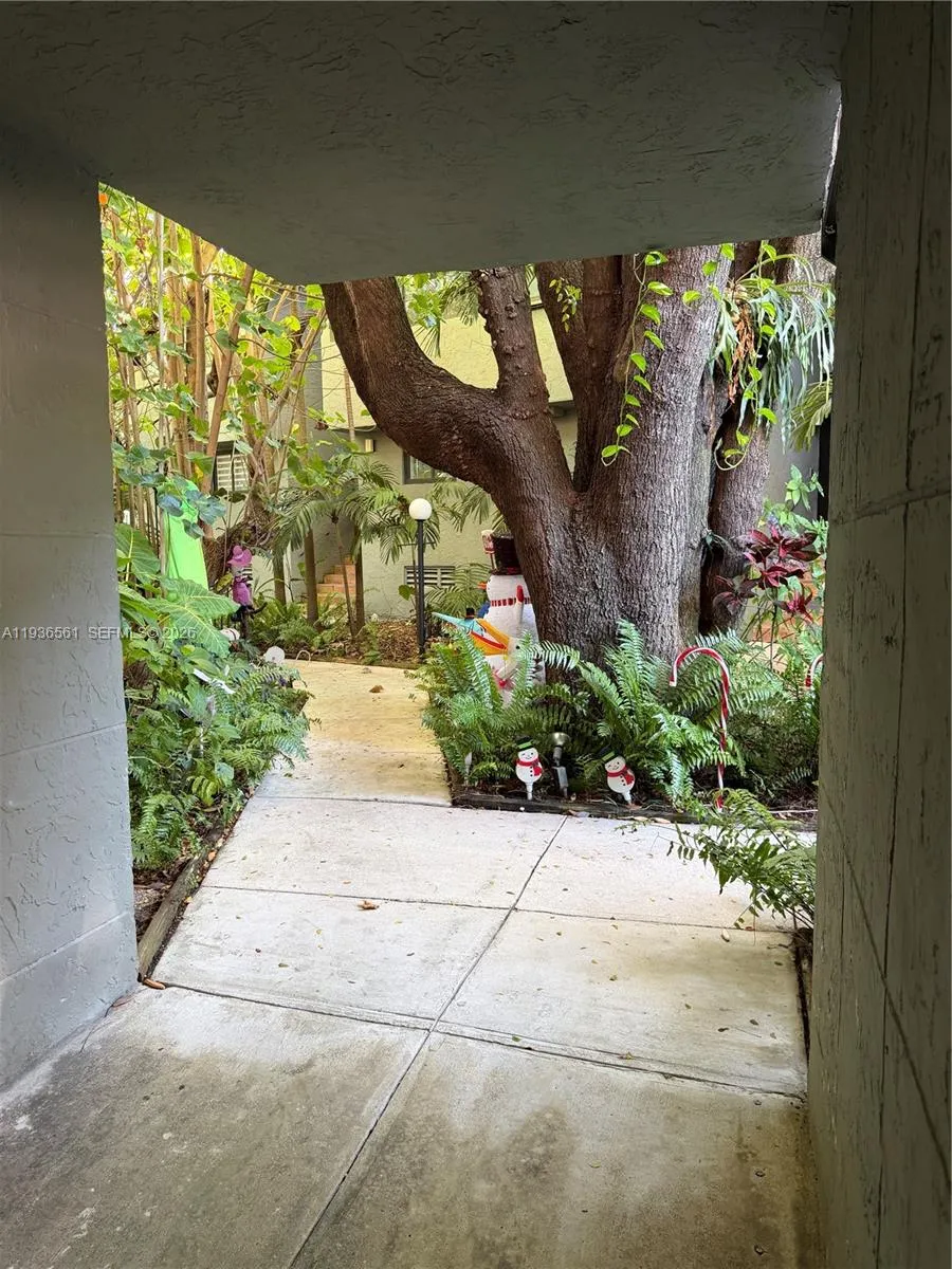 1000 Nw N River Dr 20, Miami, Florida 33136, Miami, Florida 33136, 2 Bedrooms Bedrooms, ,2 BathroomsBathrooms,Residential,For Sale,1000 Nw N River Dr 20, Miami, Florida 33136,A11936561