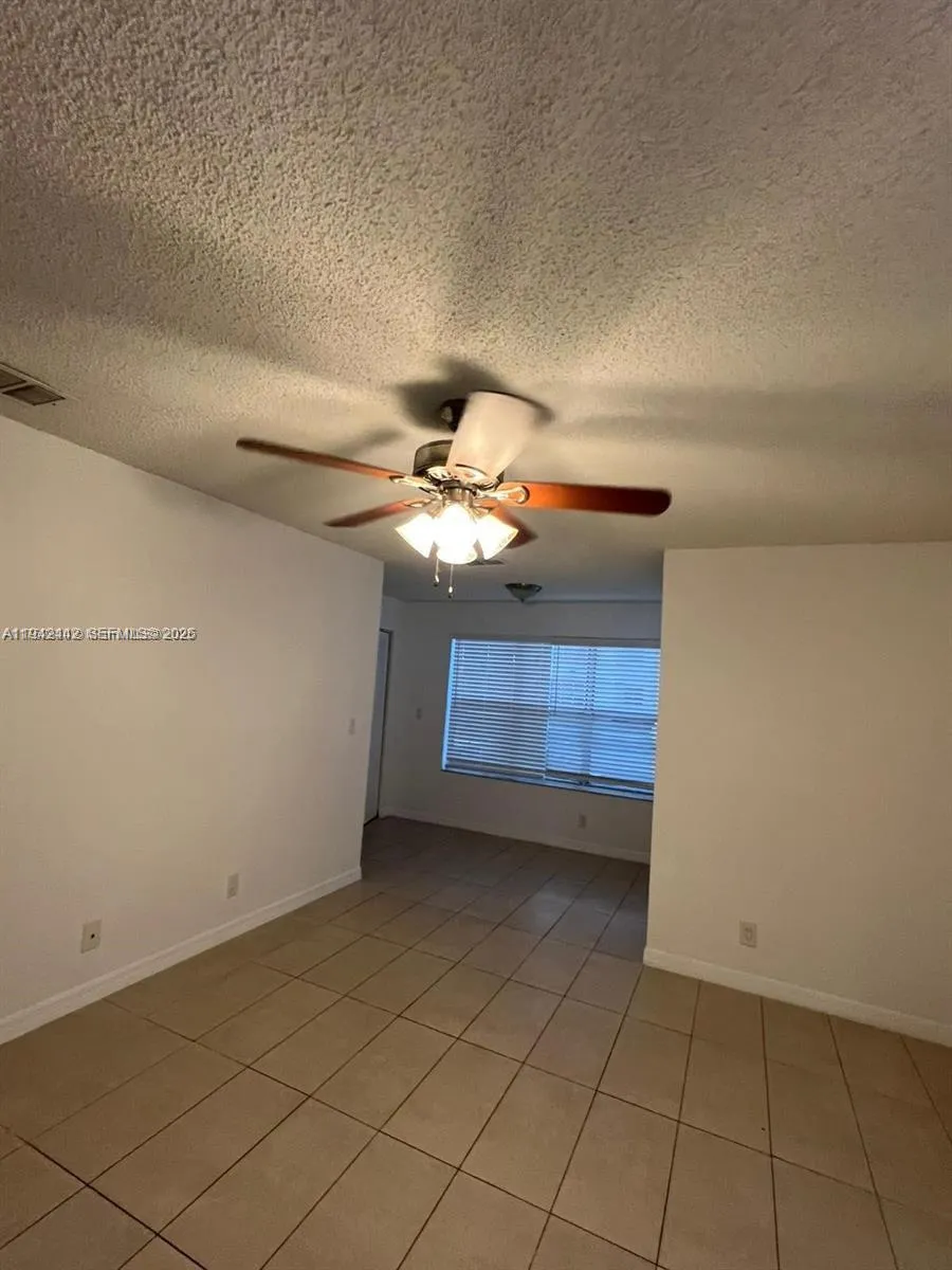 Margate, Florida 33063, 1 Bedroom Bedrooms, ,1 BathroomBathrooms,Residential,For Sale,A11942442