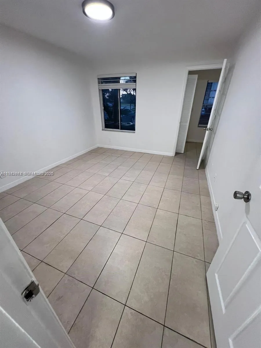 Margate, Florida 33063, 1 Bedroom Bedrooms, ,1 BathroomBathrooms,Residential,For Sale,A11942442