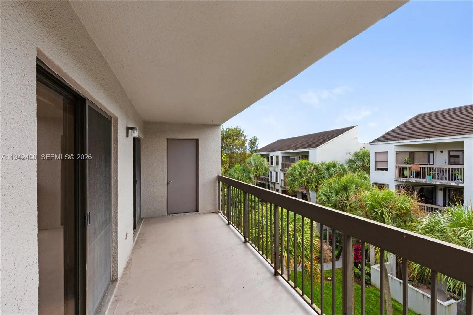 8810 Sw 132nd Pl 403dn, Miami, Florida 33186, Miami, Florida 33186, 2 Bedrooms Bedrooms, ,2 BathroomsBathrooms,Residential Lease,For Rent,8810 Sw 132nd Pl 403dn, Miami, Florida 33186,A11942450