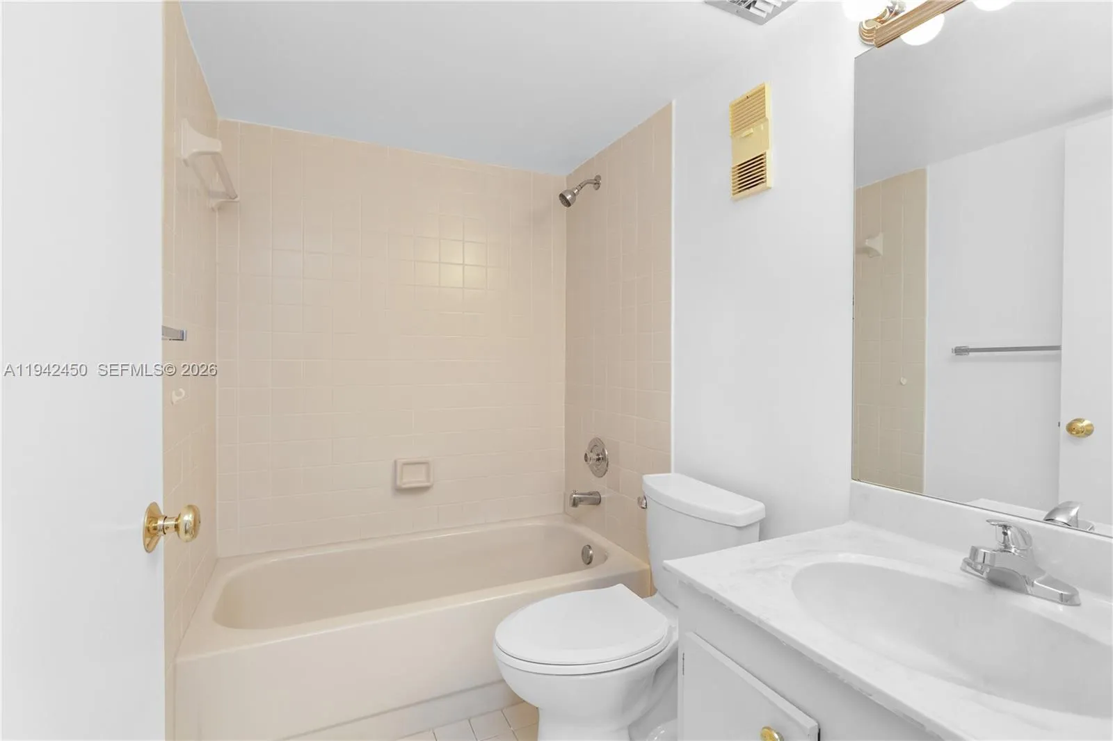 8810 Sw 132nd Pl 403dn, Miami, Florida 33186, Miami, Florida 33186, 2 Bedrooms Bedrooms, ,2 BathroomsBathrooms,Residential Lease,For Rent,8810 Sw 132nd Pl 403dn, Miami, Florida 33186,A11942450