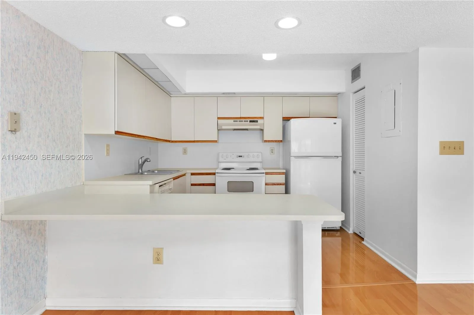 8810 Sw 132nd Pl 403dn, Miami, Florida 33186, Miami, Florida 33186, 2 Bedrooms Bedrooms, ,2 BathroomsBathrooms,Residential Lease,For Rent,8810 Sw 132nd Pl 403dn, Miami, Florida 33186,A11942450