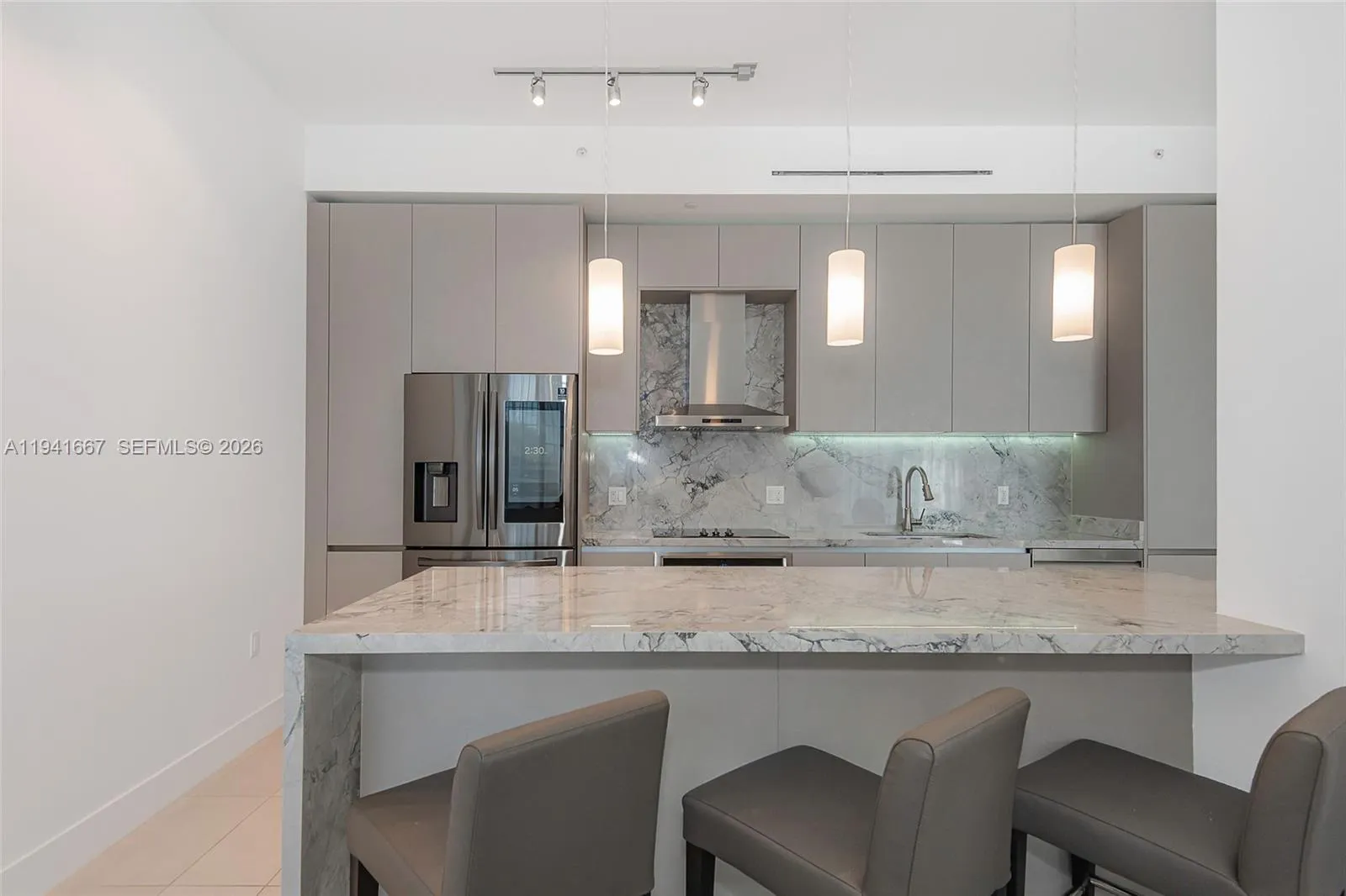 1030 15th St 214, Miami Beach, Florida 33139, Miami Beach, Florida 33139, 2 Bedrooms Bedrooms, ,2 BathroomsBathrooms,Residential,For Sale,1030 15th St 214, Miami Beach, Florida 33139,A11941667