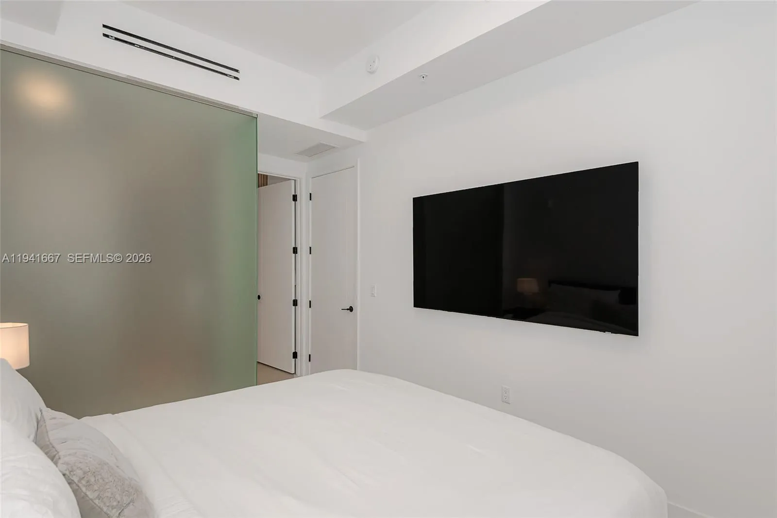 1030 15th St 214, Miami Beach, Florida 33139, Miami Beach, Florida 33139, 2 Bedrooms Bedrooms, ,2 BathroomsBathrooms,Residential,For Sale,1030 15th St 214, Miami Beach, Florida 33139,A11941667