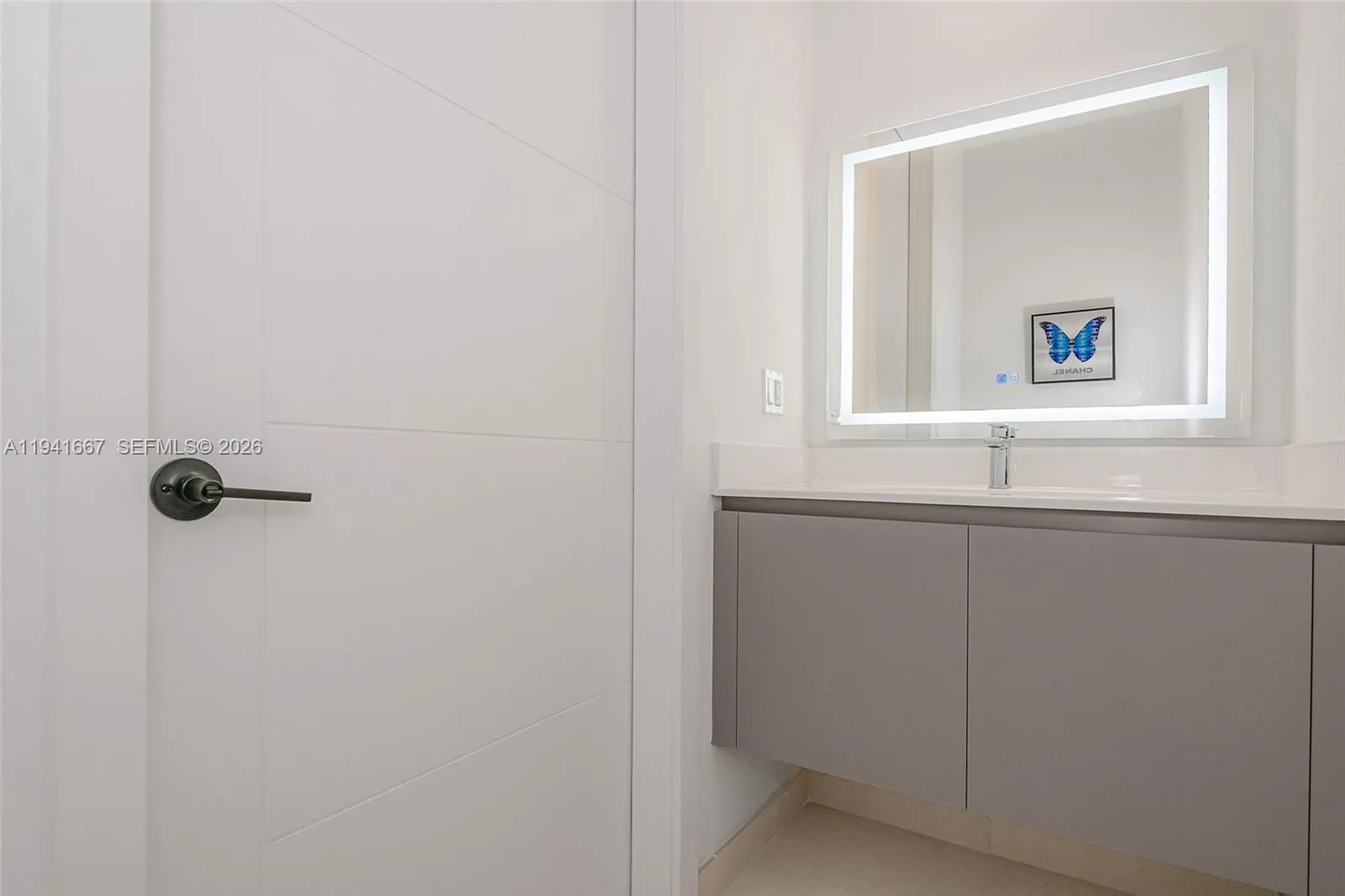 1030 15th St 214, Miami Beach, Florida 33139, Miami Beach, Florida 33139, 2 Bedrooms Bedrooms, ,2 BathroomsBathrooms,Residential,For Sale,1030 15th St 214, Miami Beach, Florida 33139,A11941667
