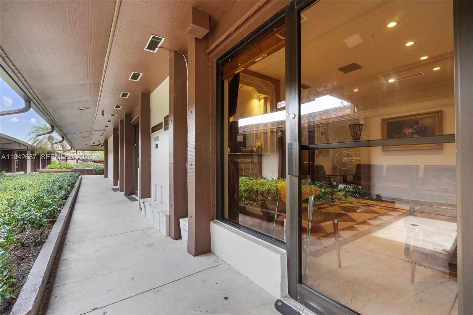 8525 Sw 92nd St 16, Miami, Florida 33156, Miami, Florida 33156, ,Commercial Lease,For Rent,8525 Sw 92nd St 16, Miami, Florida 33156,A11942687