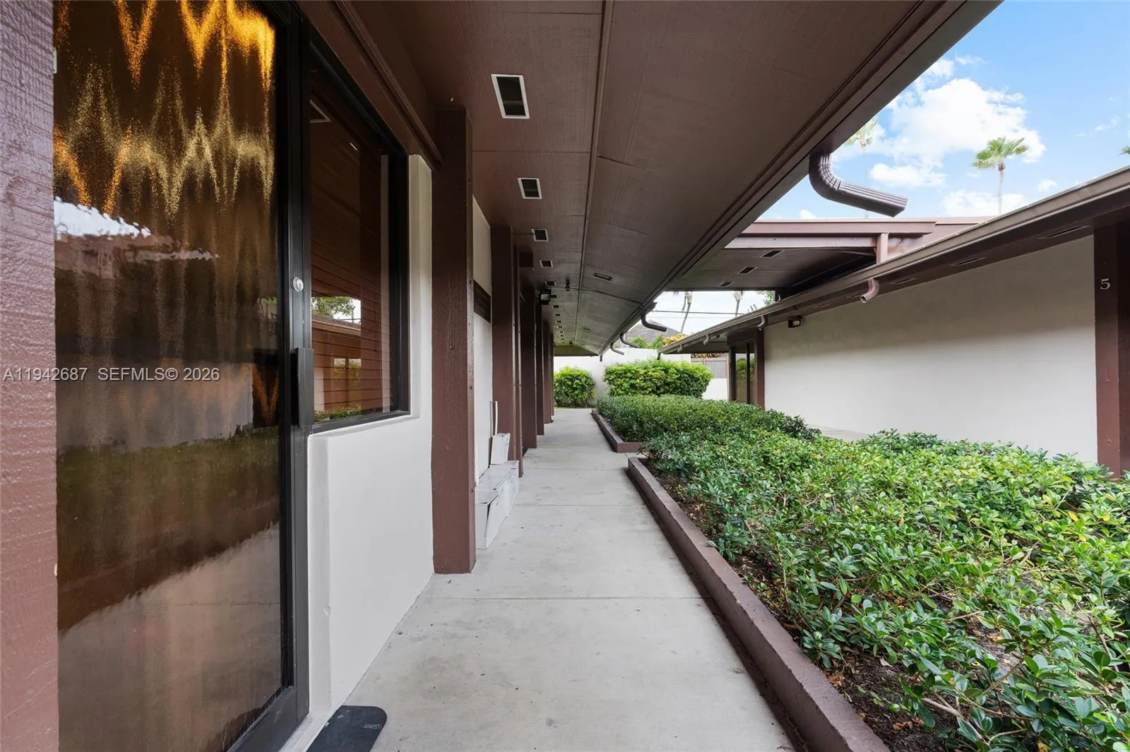 8525 Sw 92nd St 16, Miami, Florida 33156, Miami, Florida 33156, ,Commercial Lease,For Rent,8525 Sw 92nd St 16, Miami, Florida 33156,A11942687