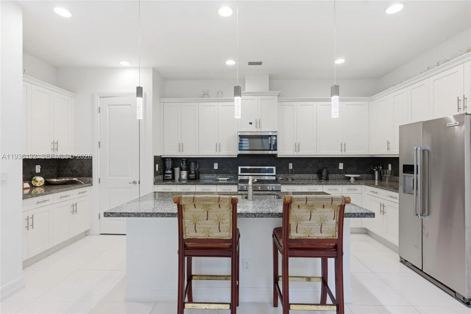 9220 E Meridian Dr, Parkland, Florida 33076, Parkland, Florida 33076, 4 Bedrooms Bedrooms, ,4 BathroomsBathrooms,Residential Lease,For Rent,9220 E Meridian Dr, Parkland, Florida 33076,A11936192