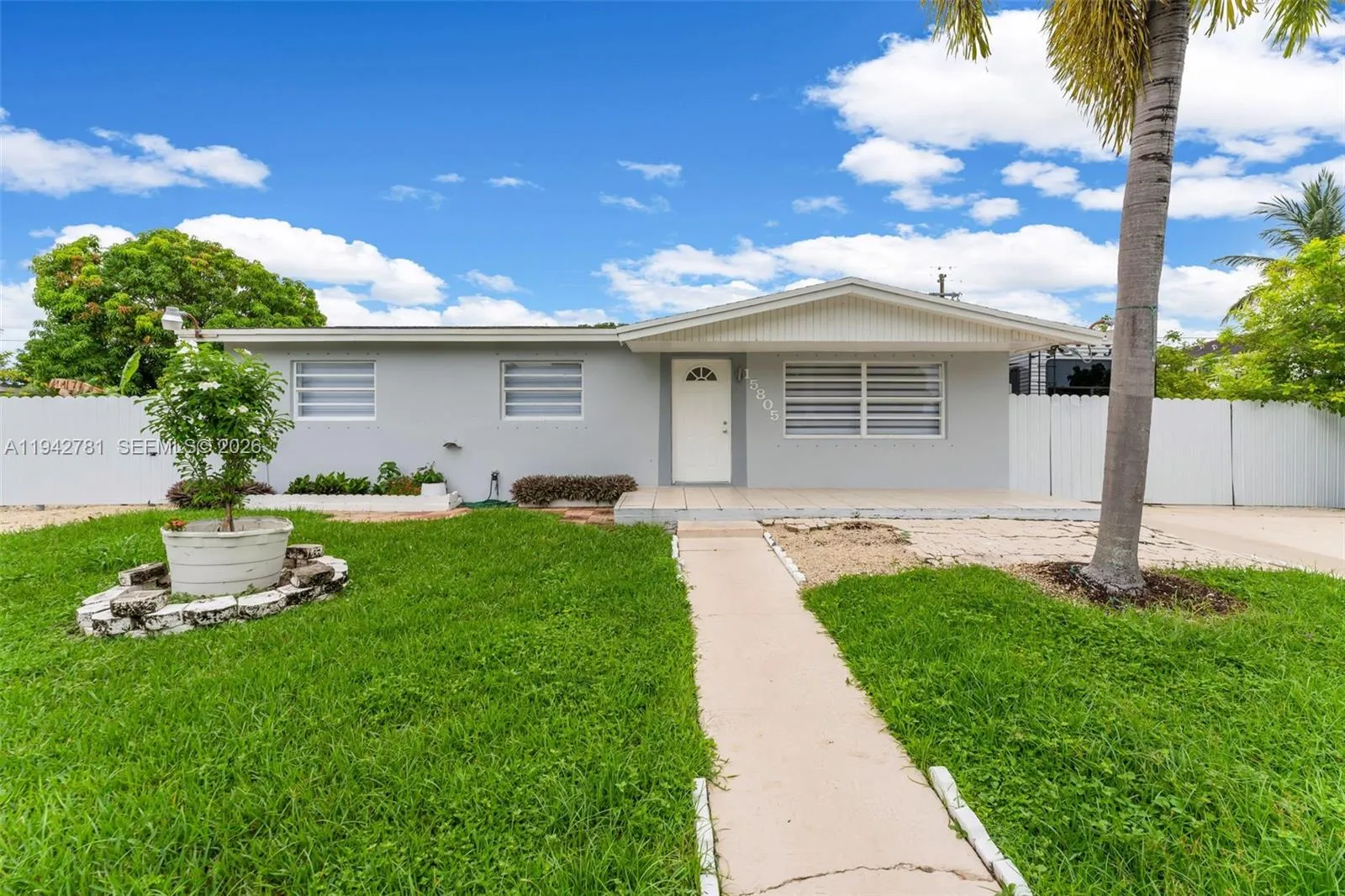 15805 Sw 300th Ter, Homestead, Florida 33033, Homestead, Florida 33033, 4 Bedrooms Bedrooms, ,3 BathroomsBathrooms,Residential,For Sale,15805 Sw 300th Ter, Homestead, Florida 33033,A11942781
