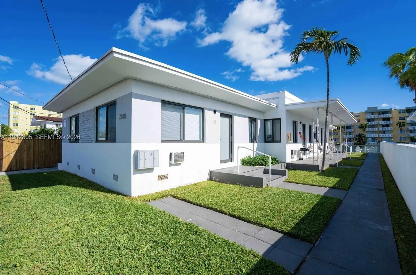 7935 Crespi Blvd 1, Miami Beach, Florida 33141, Miami Beach, Florida 33141, 2 Bedrooms Bedrooms, ,1 BathroomBathrooms,Residential Lease,For Rent,7935 Crespi Blvd 1, Miami Beach, Florida 33141,A11942805