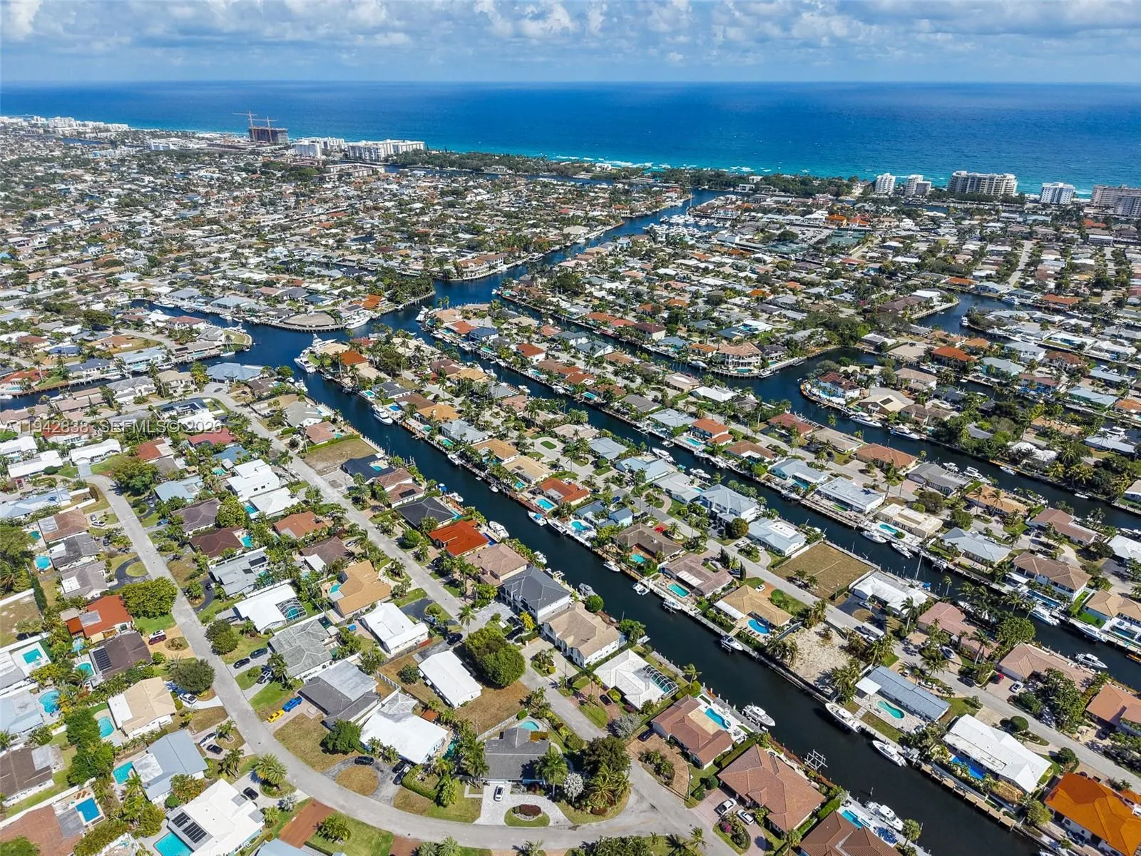 4130 Ne 23rd Ave, Lighthouse Point, Florida 33064, Lighthouse Point, Florida 33064, 4 Bedrooms Bedrooms, ,5 BathroomsBathrooms,Residential,For Sale,4130 Ne 23rd Ave, Lighthouse Point, Florida 33064,A11942838
