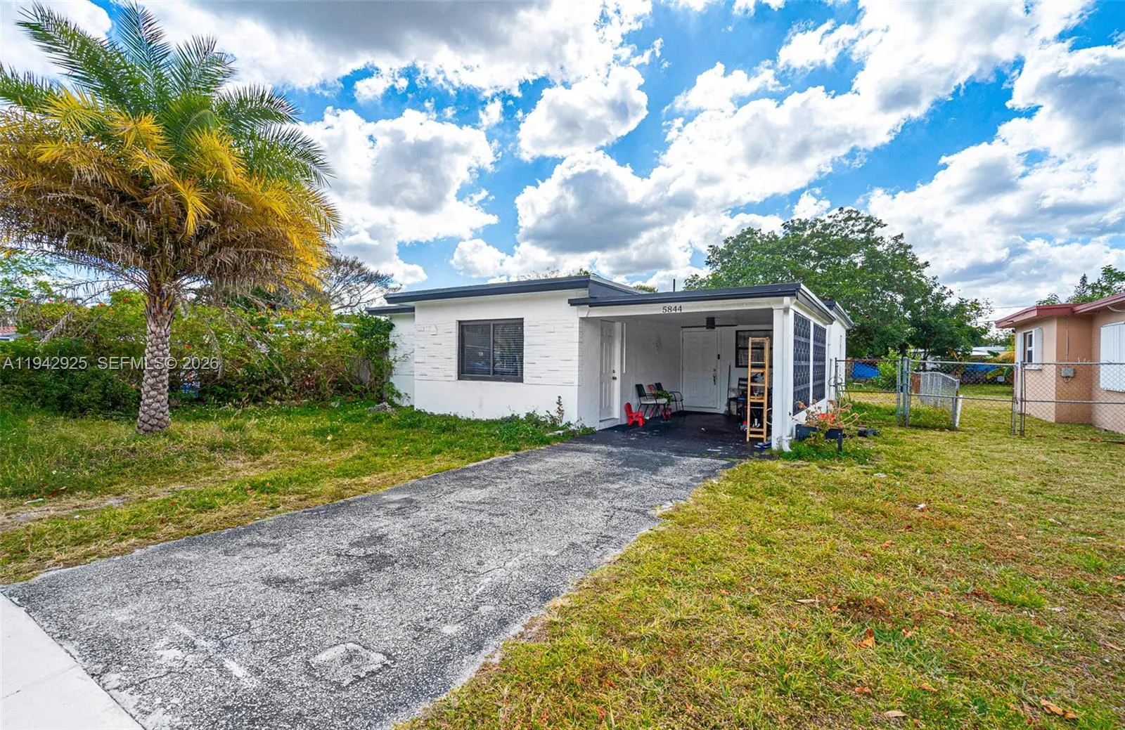 5844 Garfield St, Hollywood, Florida 33021, Hollywood, Florida 33021, 3 Bedrooms Bedrooms, ,2 BathroomsBathrooms,Residential,For Sale,5844 Garfield St, Hollywood, Florida 33021,A11942925