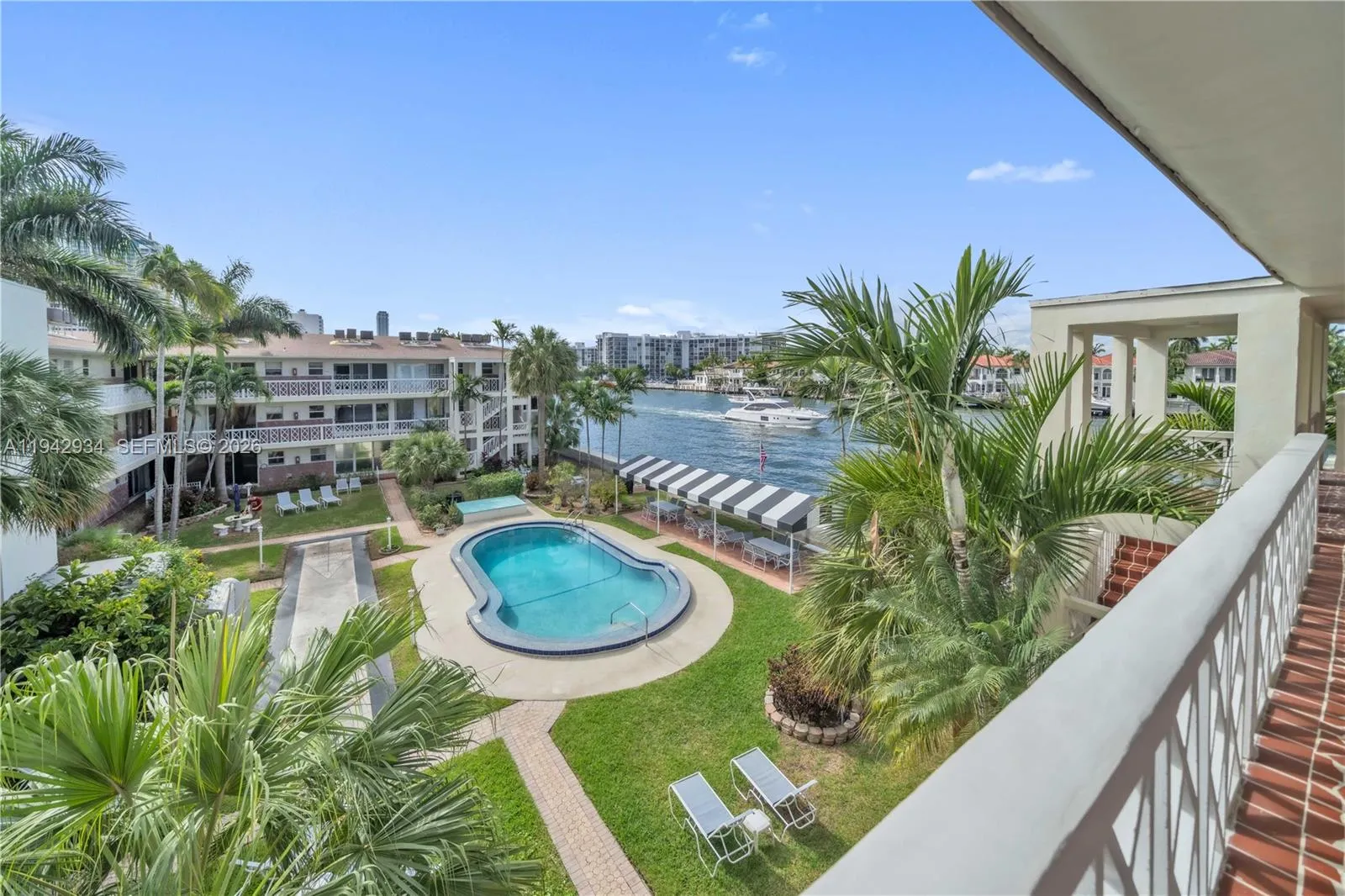 2400 S Ocean Dr 302, Hollywood, Florida 33019, Hollywood, Florida 33019, 1 Bedroom Bedrooms, ,1 BathroomBathrooms,Residential,For Sale,2400 S Ocean Dr 302, Hollywood, Florida 33019,A11942934