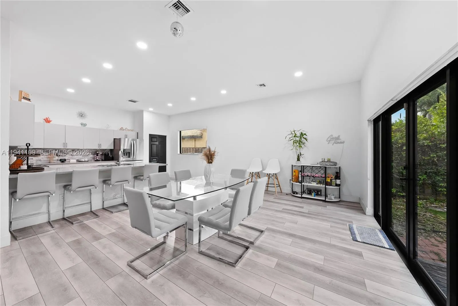 918 Ne 36th Ave, Homestead, Florida 33033, Homestead, Florida 33033, 3 Bedrooms Bedrooms, ,2 BathroomsBathrooms,Residential,For Sale,918 Ne 36th Ave, Homestead, Florida 33033,A11941109