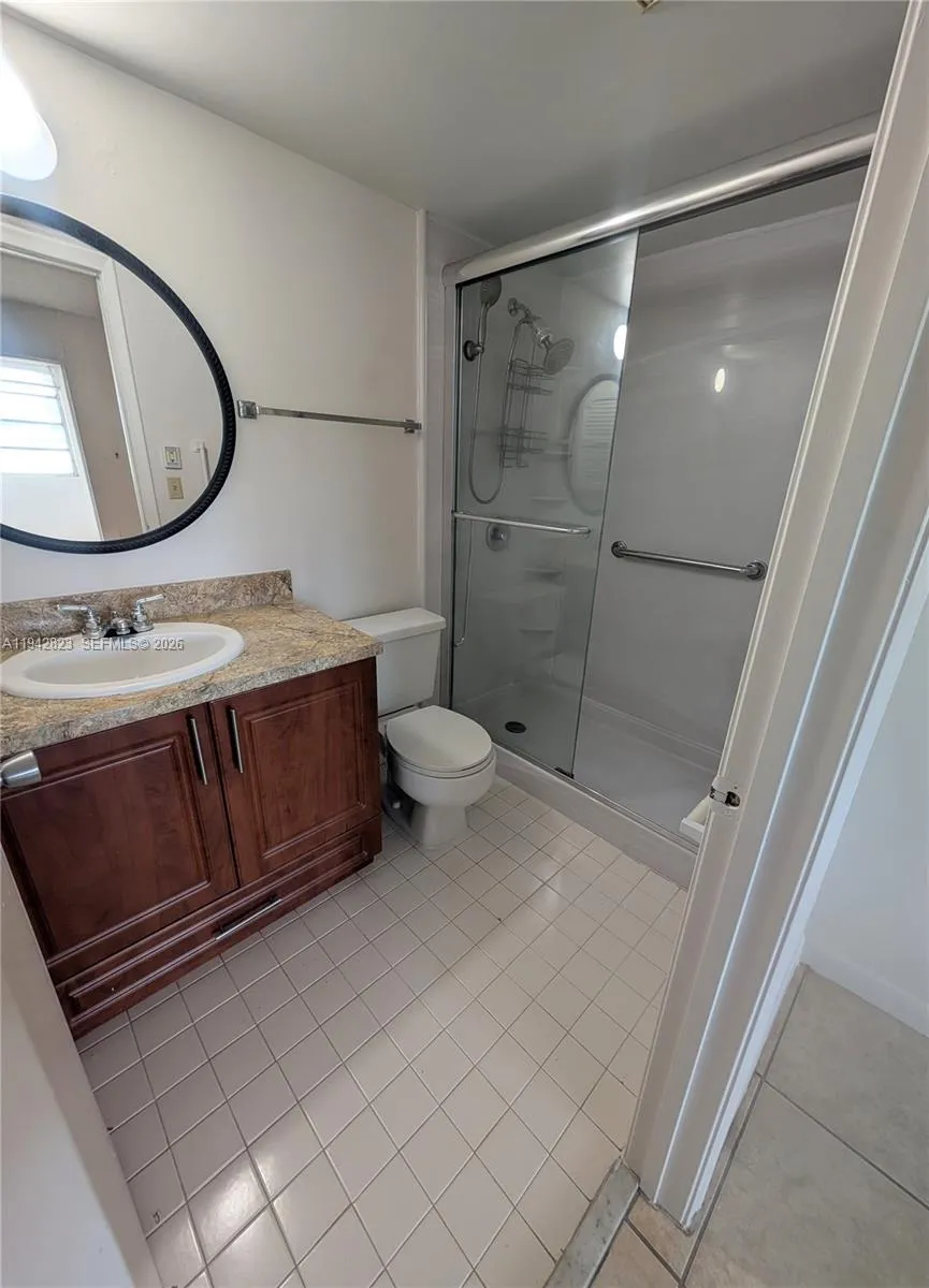 850 Sw 133rd Ter 104b, Pembroke Pines, Florida 330, Pembroke Pines, Florida 33027, 1 Bedroom Bedrooms, ,1 BathroomBathrooms,Residential Lease,For Rent,850 Sw 133rd Ter 104b, Pembroke Pines, Florida 330,A11942823
