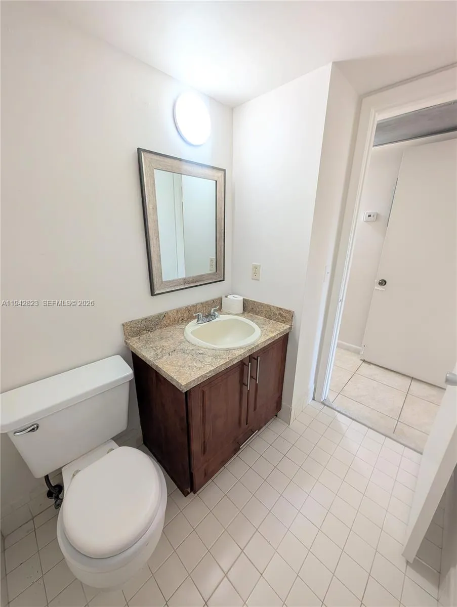 850 Sw 133rd Ter 104b, Pembroke Pines, Florida 330, Pembroke Pines, Florida 33027, 1 Bedroom Bedrooms, ,1 BathroomBathrooms,Residential Lease,For Rent,850 Sw 133rd Ter 104b, Pembroke Pines, Florida 330,A11942823