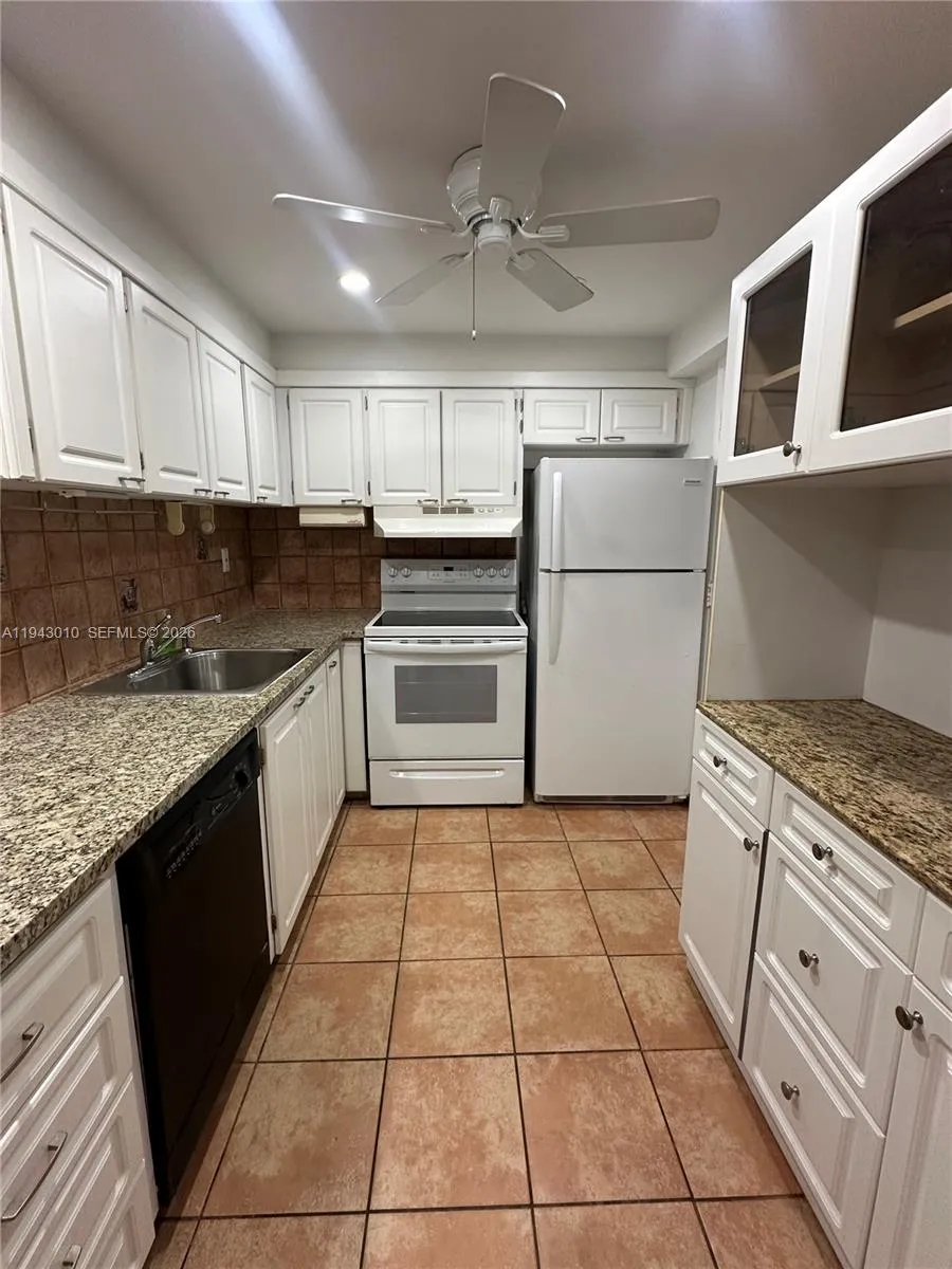 16901 Ne 13th Ave 103, Miami, Florida 33162, Miami, Florida 33162, 2 Bedrooms Bedrooms, ,2 BathroomsBathrooms,Residential,For Sale,16901 Ne 13th Ave 103, Miami, Florida 33162,A11943010