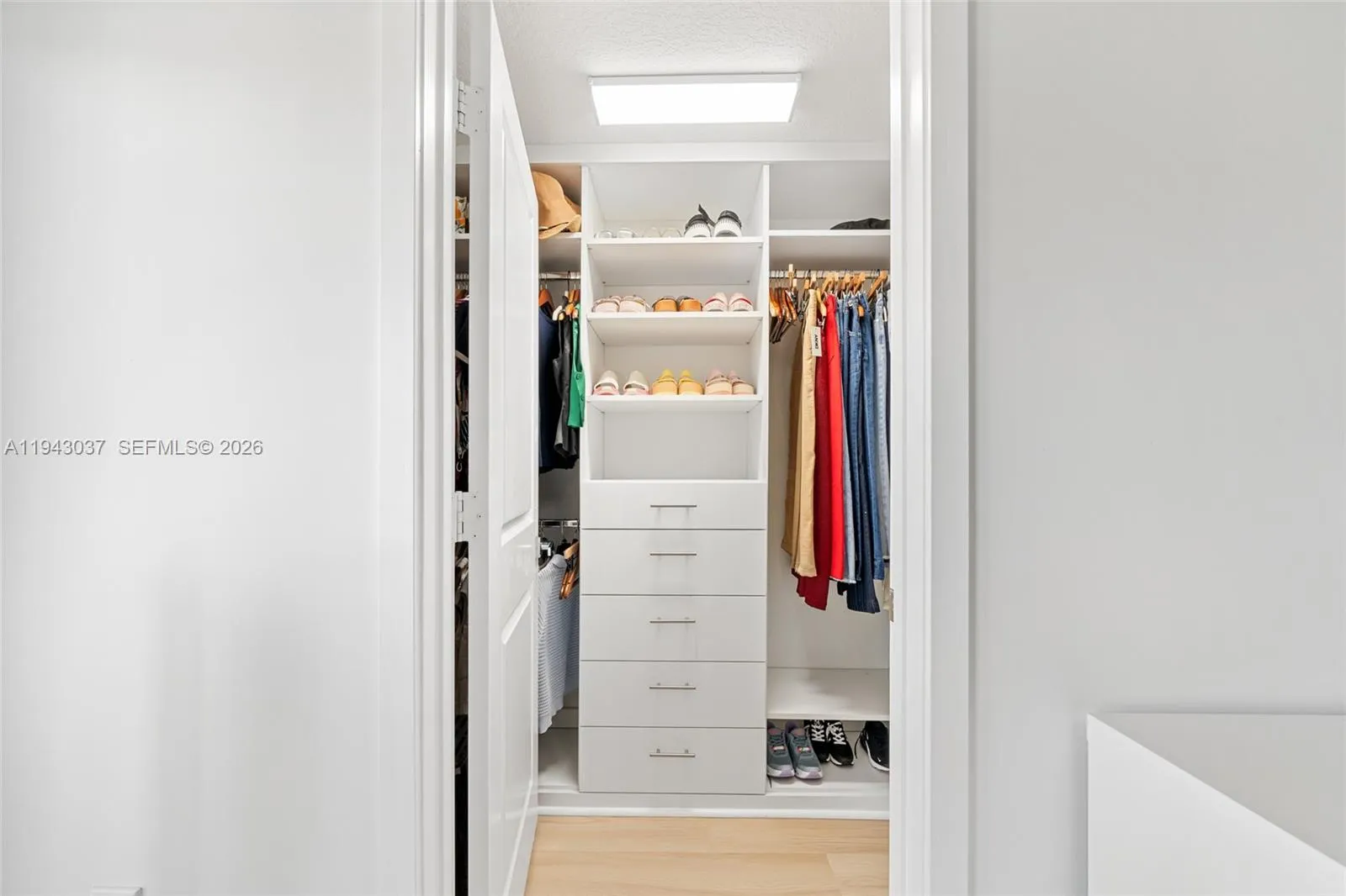 4648 Nw 83rd Ave, Doral, Florida 33166, Doral, Florida 33166, 3 Bedrooms Bedrooms, ,2 BathroomsBathrooms,Residential,For Sale,4648 Nw 83rd Ave, Doral, Florida 33166,A11943037