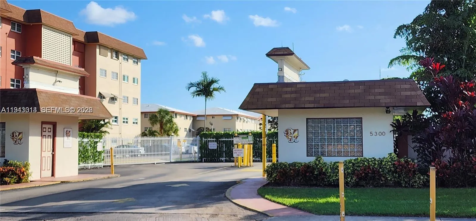 5300 Washington St P132, Hollywood, Florida 33021, Hollywood, Florida 33021, 1 Bedroom Bedrooms, ,1 BathroomBathrooms,Residential Lease,For Rent,5300 Washington St P132, Hollywood, Florida 33021,A11943014 5300 Washington St P132, Hollywood, Florida 33021, Hollywood, Florida 33021, 1 Bedroom Bedrooms, ,1 BathroomBathrooms,Residential Lease,For Rent,5300 Washington St P132, Hollywood, Florida 33021,A11943014