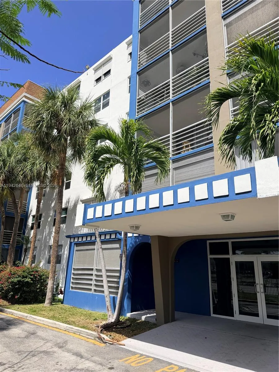 501 E Dania Beach Blvd 5-1b, Dania Beach, Florida, Dania Beach, Florida 33004, 1 Bedroom Bedrooms, ,1 BathroomBathrooms,Residential,For Sale,501 E Dania Beach Blvd 5-1b, Dania Beach, Florida ,A11942640