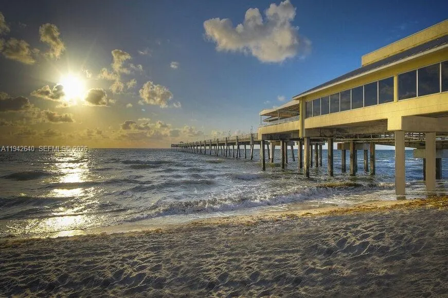501 E Dania Beach Blvd 5-1b, Dania Beach, Florida, Dania Beach, Florida 33004, 1 Bedroom Bedrooms, ,1 BathroomBathrooms,Residential,For Sale,501 E Dania Beach Blvd 5-1b, Dania Beach, Florida ,A11942640