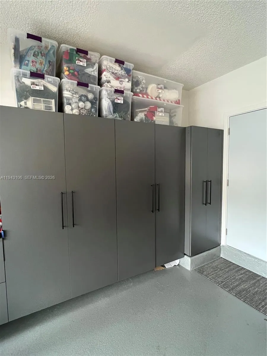 7782 Nw 18th St, Pembroke Pines, Florida 33024, Pembroke Pines, Florida 33024, 3 Bedrooms Bedrooms, ,2 BathroomsBathrooms,Residential,For Sale,7782 Nw 18th St, Pembroke Pines, Florida 33024,A11943106