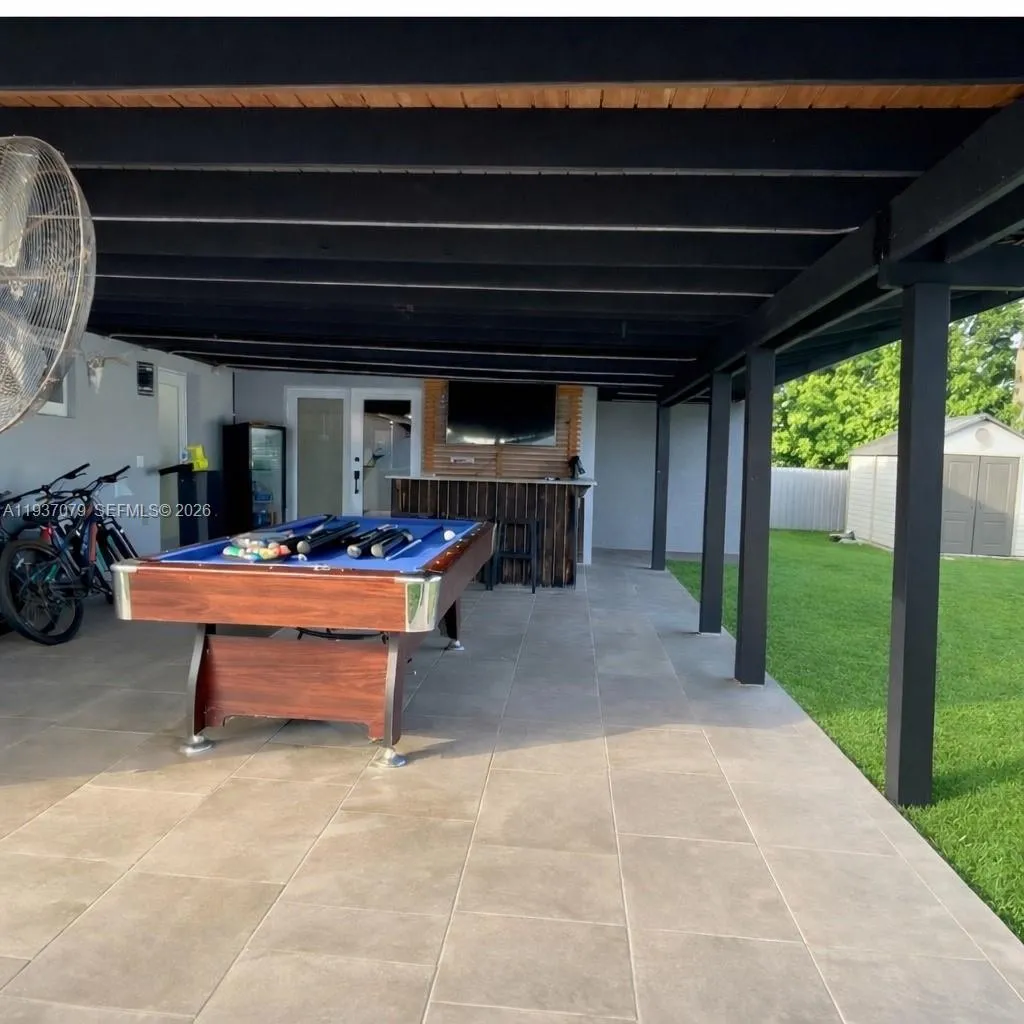 Extended lanai