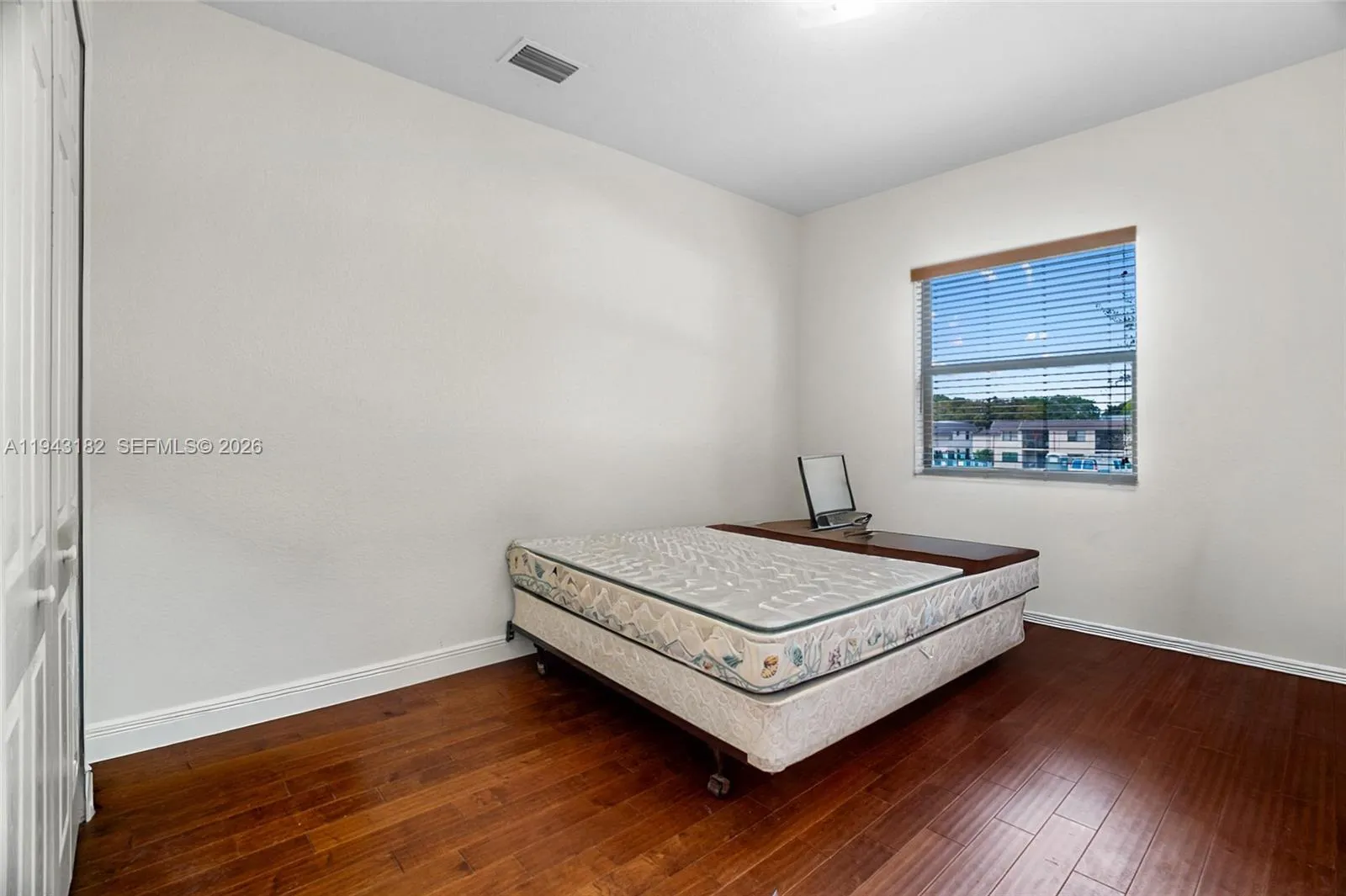 865 Ne 208th Ter, Miami, Florida 33179, Miami, Florida 33179, 4 Bedrooms Bedrooms, ,3 BathroomsBathrooms,Residential,For Sale,865 Ne 208th Ter, Miami, Florida 33179,A11943182