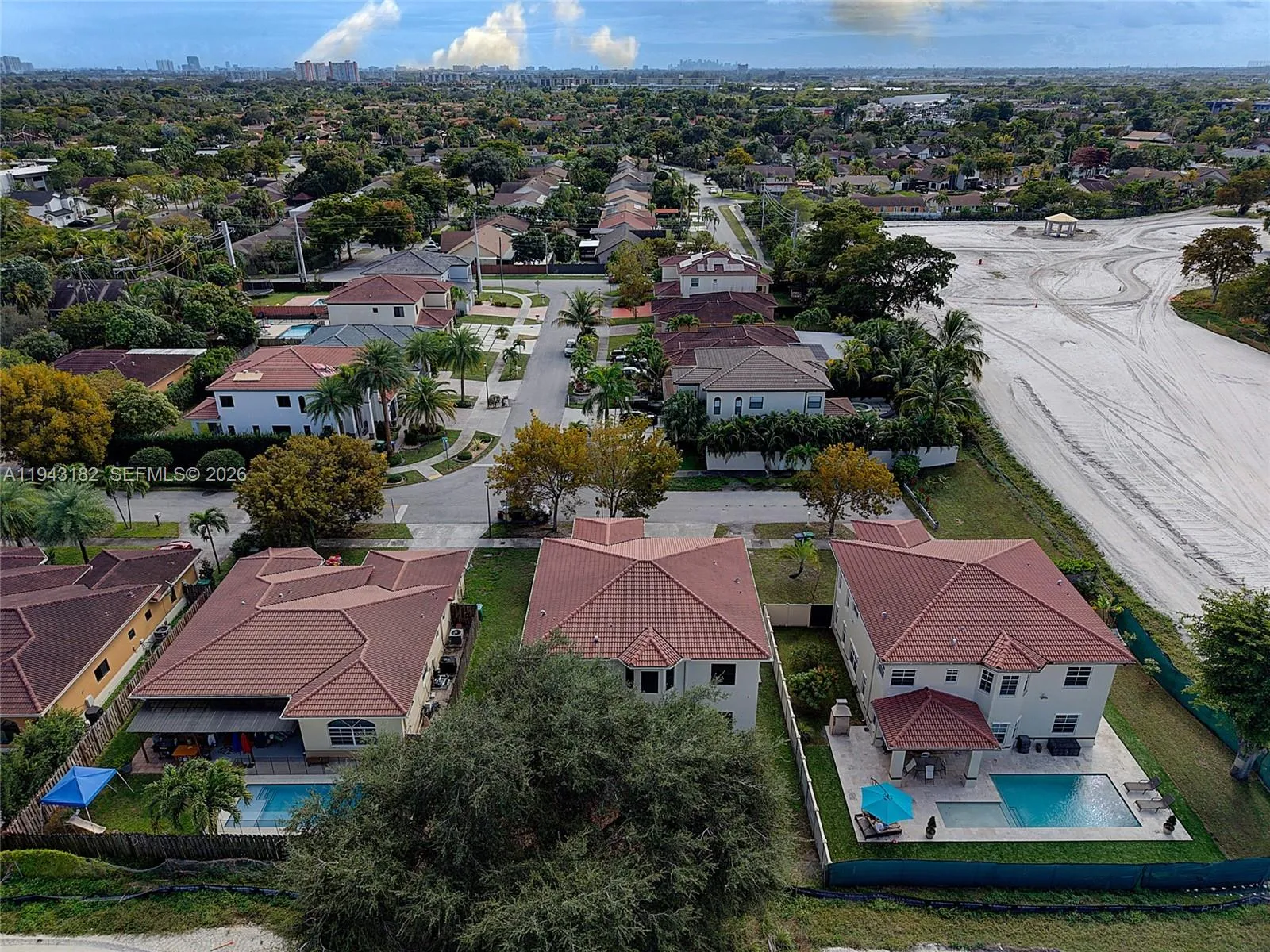 865 Ne 208th Ter, Miami, Florida 33179, Miami, Florida 33179, 4 Bedrooms Bedrooms, ,3 BathroomsBathrooms,Residential,For Sale,865 Ne 208th Ter, Miami, Florida 33179,A11943182