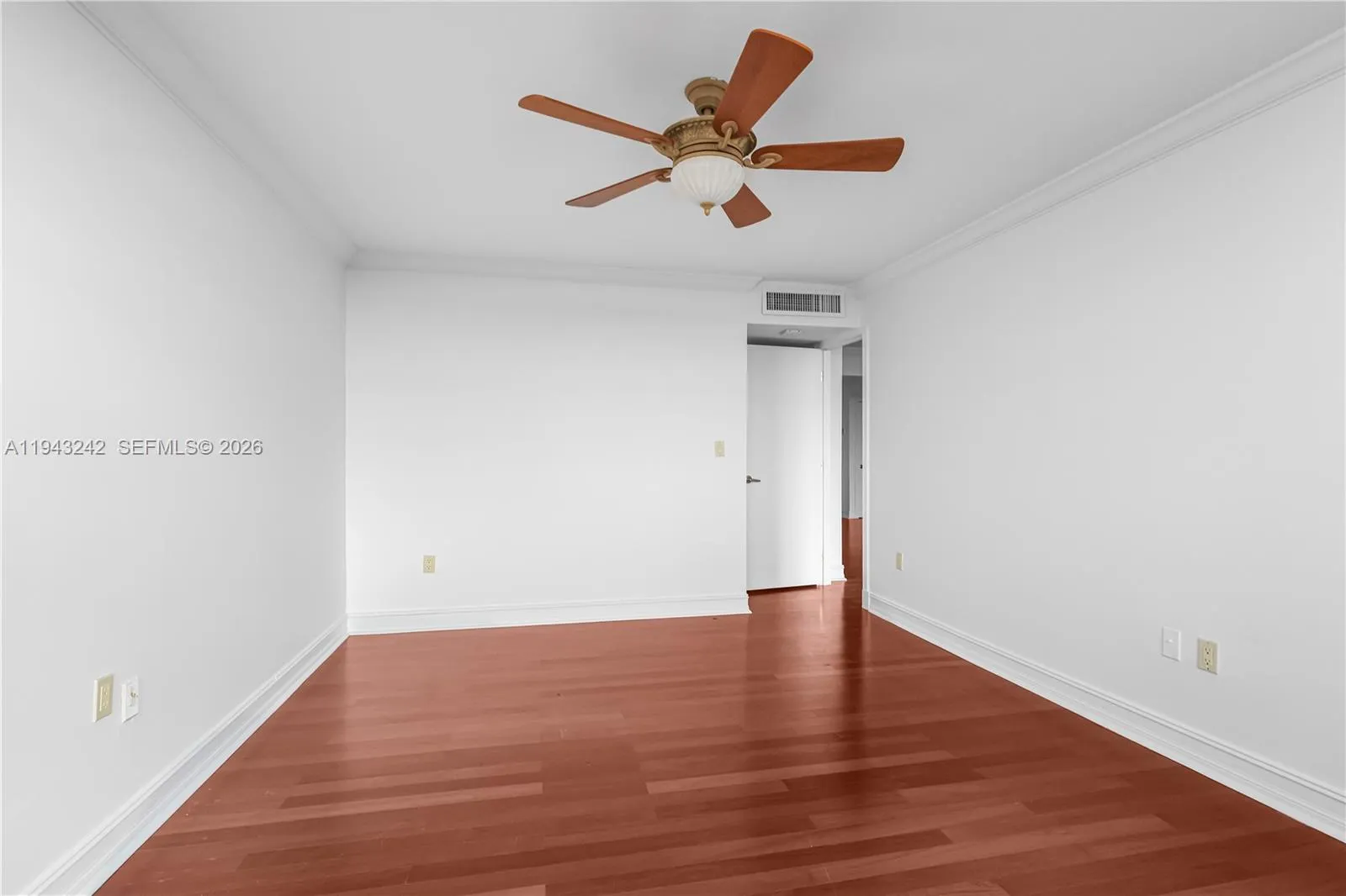 2841 Ne 163rd St 1002, North Miami Beach, Florida, North Miami Beach, Florida 33160, 2 Bedrooms Bedrooms, ,2 BathroomsBathrooms,Residential,For Sale,2841 Ne 163rd St 1002, North Miami Beach, Florida ,A11943242