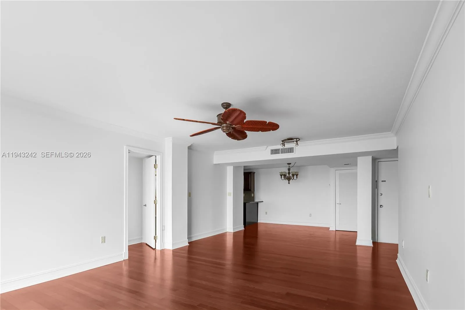2841 Ne 163rd St 1002, North Miami Beach, Florida, North Miami Beach, Florida 33160, 2 Bedrooms Bedrooms, ,2 BathroomsBathrooms,Residential,For Sale,2841 Ne 163rd St 1002, North Miami Beach, Florida ,A11943242