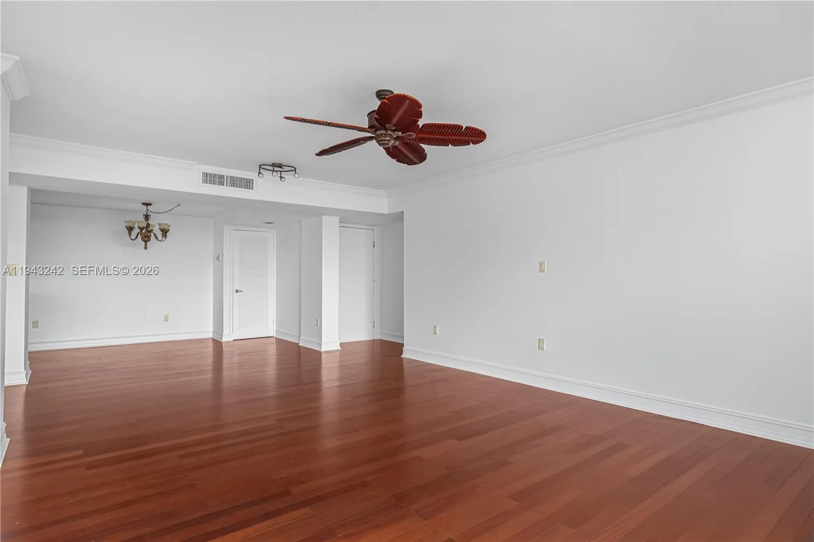 2841 Ne 163rd St 1002, North Miami Beach, Florida, North Miami Beach, Florida 33160, 2 Bedrooms Bedrooms, ,2 BathroomsBathrooms,Residential,For Sale,2841 Ne 163rd St 1002, North Miami Beach, Florida ,A11943242