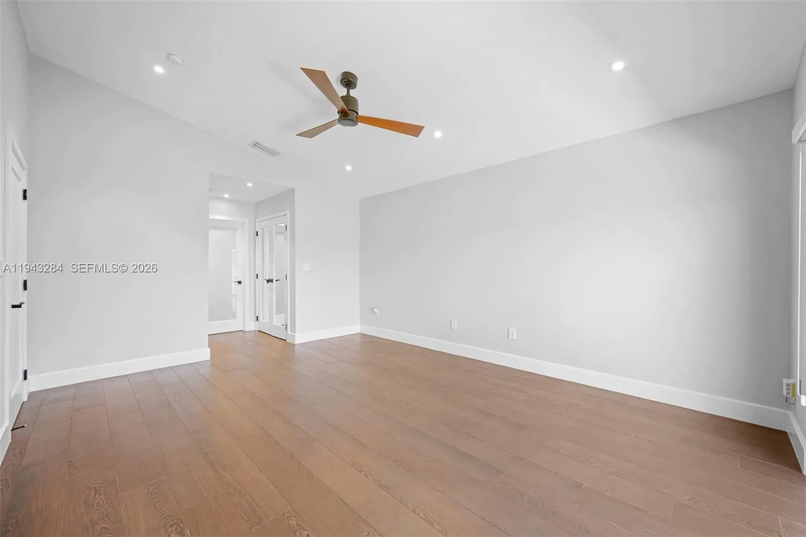 16440 Ruby Lk, Weston, Florida 33331, Weston, Florida 33331, 3 Bedrooms Bedrooms, ,2 BathroomsBathrooms,Residential Lease,For Rent,16440 Ruby Lk, Weston, Florida 33331,A11943284