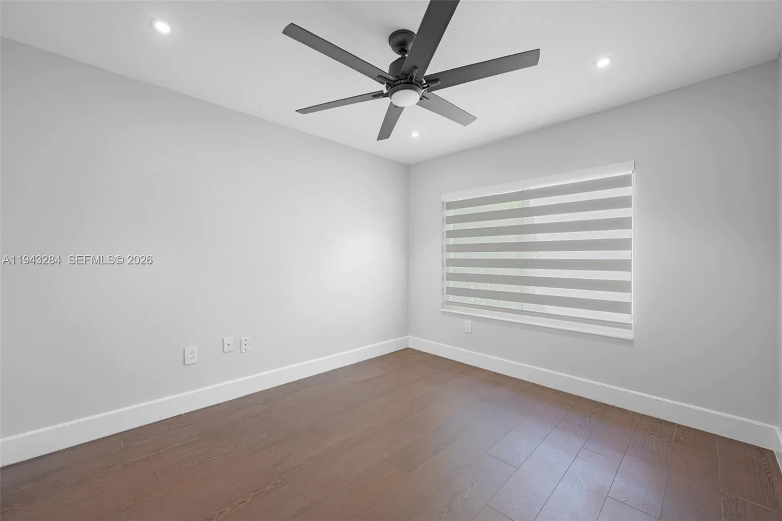 16440 Ruby Lk, Weston, Florida 33331, Weston, Florida 33331, 3 Bedrooms Bedrooms, ,2 BathroomsBathrooms,Residential Lease,For Rent,16440 Ruby Lk, Weston, Florida 33331,A11943284