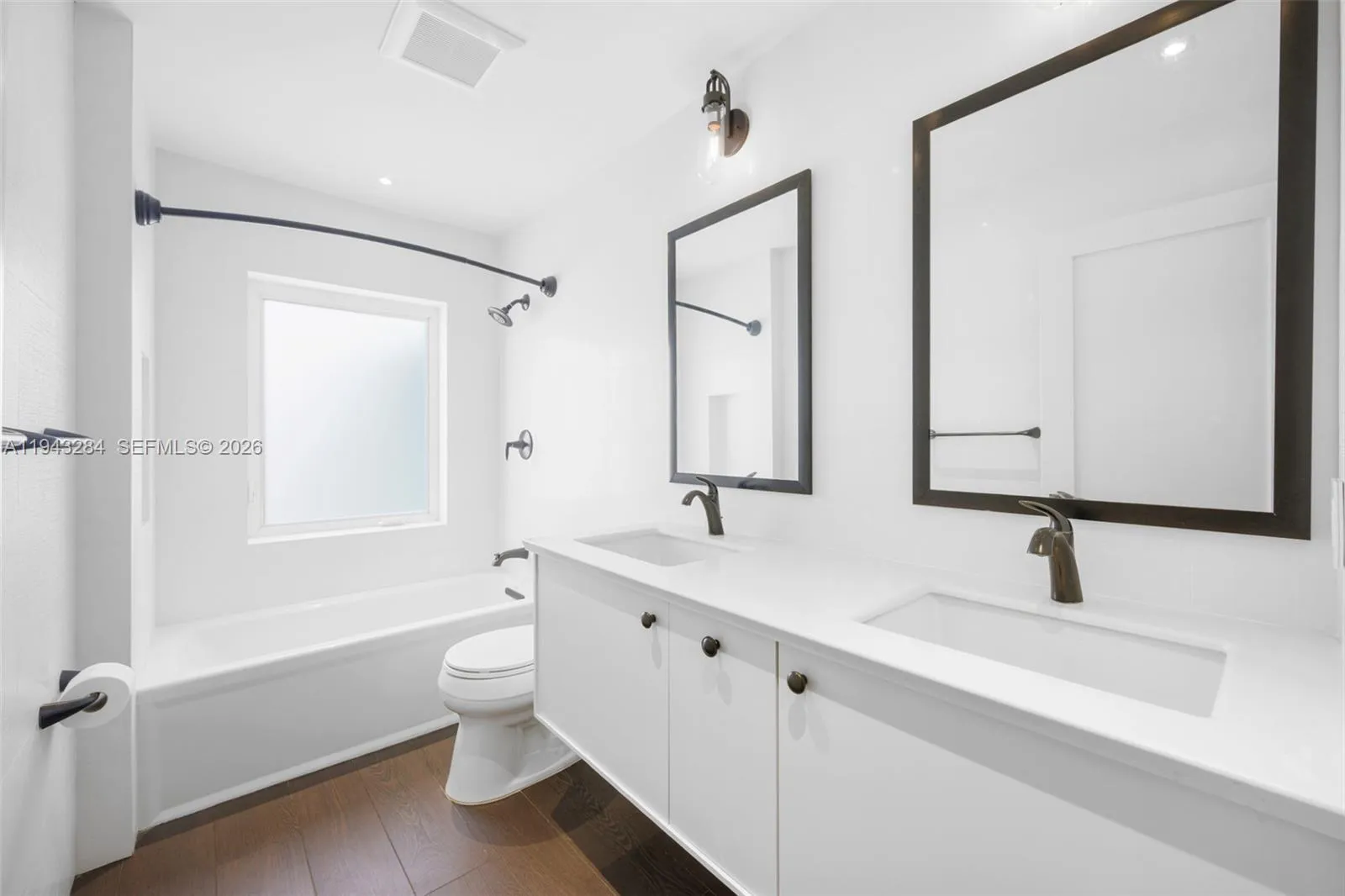 16440 Ruby Lk, Weston, Florida 33331, Weston, Florida 33331, 3 Bedrooms Bedrooms, ,2 BathroomsBathrooms,Residential Lease,For Rent,16440 Ruby Lk, Weston, Florida 33331,A11943284