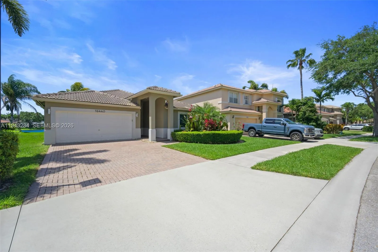 16440 Ruby Lk, Weston, Florida 33331, Weston, Florida 33331, 3 Bedrooms Bedrooms, ,2 BathroomsBathrooms,Residential Lease,For Rent,16440 Ruby Lk, Weston, Florida 33331,A11943284