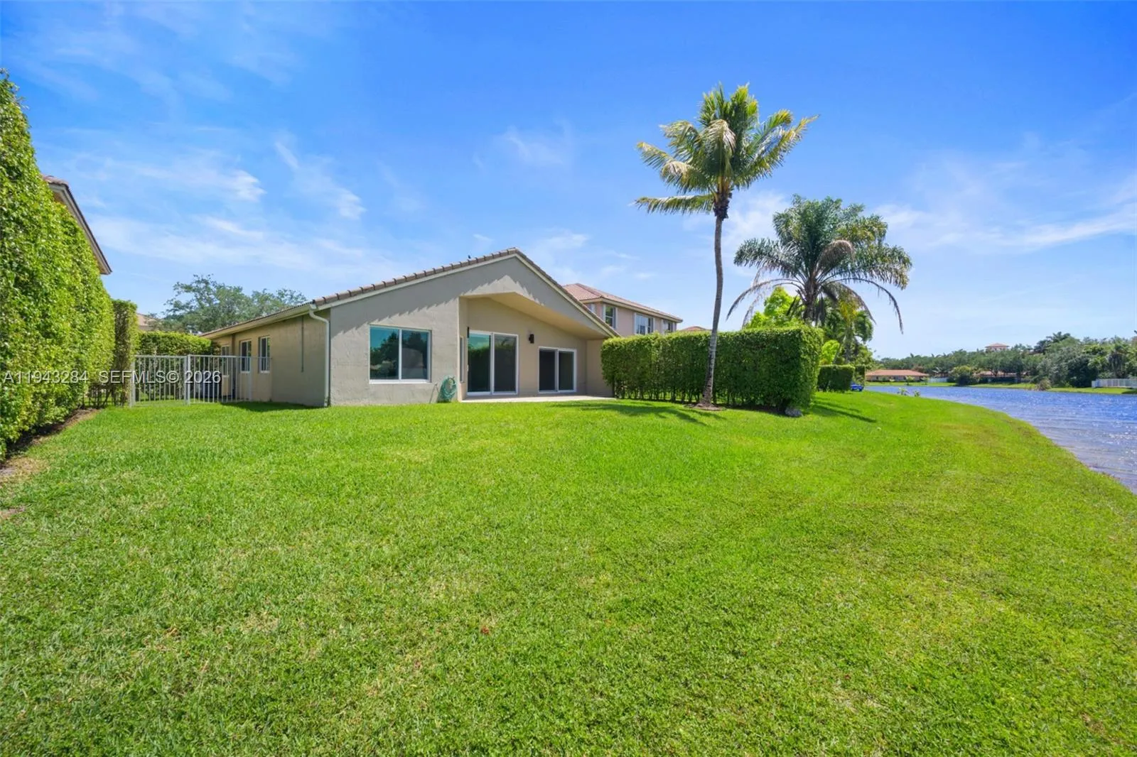 16440 Ruby Lk, Weston, Florida 33331, Weston, Florida 33331, 3 Bedrooms Bedrooms, ,2 BathroomsBathrooms,Residential Lease,For Rent,16440 Ruby Lk, Weston, Florida 33331,A11943284