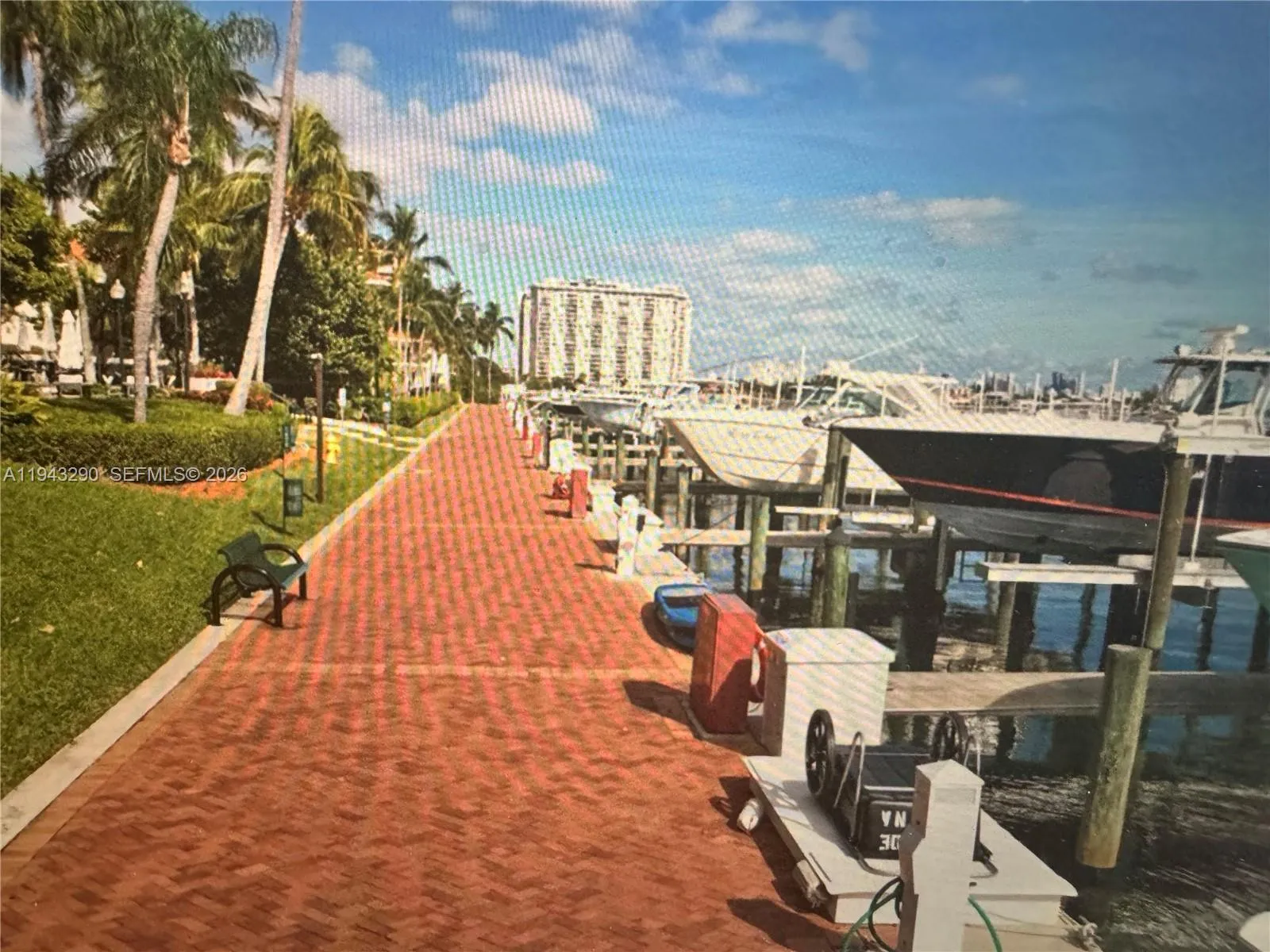 2000 Towerside Ter 1005, Miami, Florida 33138, Miami, Florida 33138, 2 Bedrooms Bedrooms, ,2 BathroomsBathrooms,Residential,For Sale,2000 Towerside Ter 1005, Miami, Florida 33138,A11943290