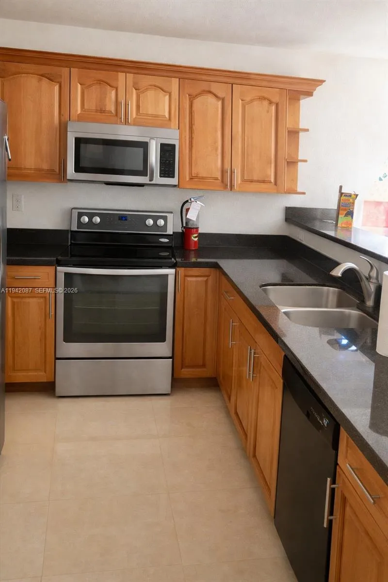 16585 Ne 3 Ave, Miami, Florida 33162, Miami, Florida 33162, ,Residential Income,For Sale,16585 Ne 3 Ave, Miami, Florida 33162,A11942087