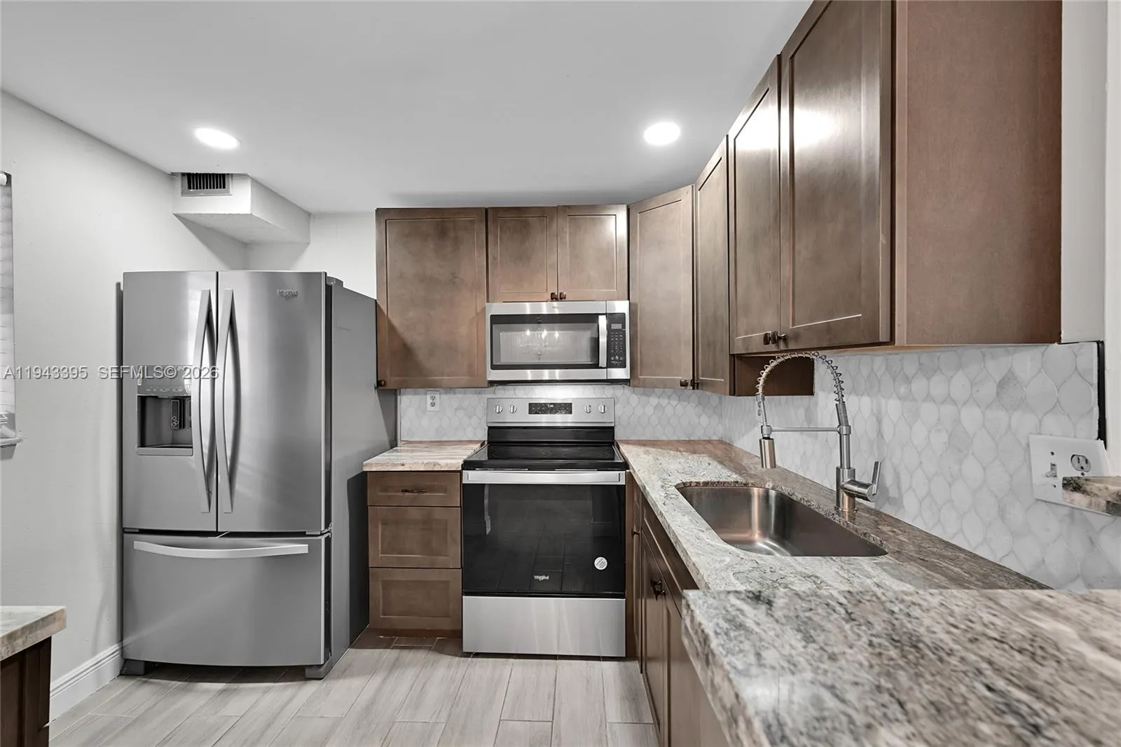 2850 Somerset Dr 105l, Lauderdale Lakes, Florida 3, Lauderdale Lakes, Florida 33311, 1 Bedroom Bedrooms, ,1 BathroomBathrooms,Residential,For Sale,2850 Somerset Dr 105l, Lauderdale Lakes, Florida 3,A11943395