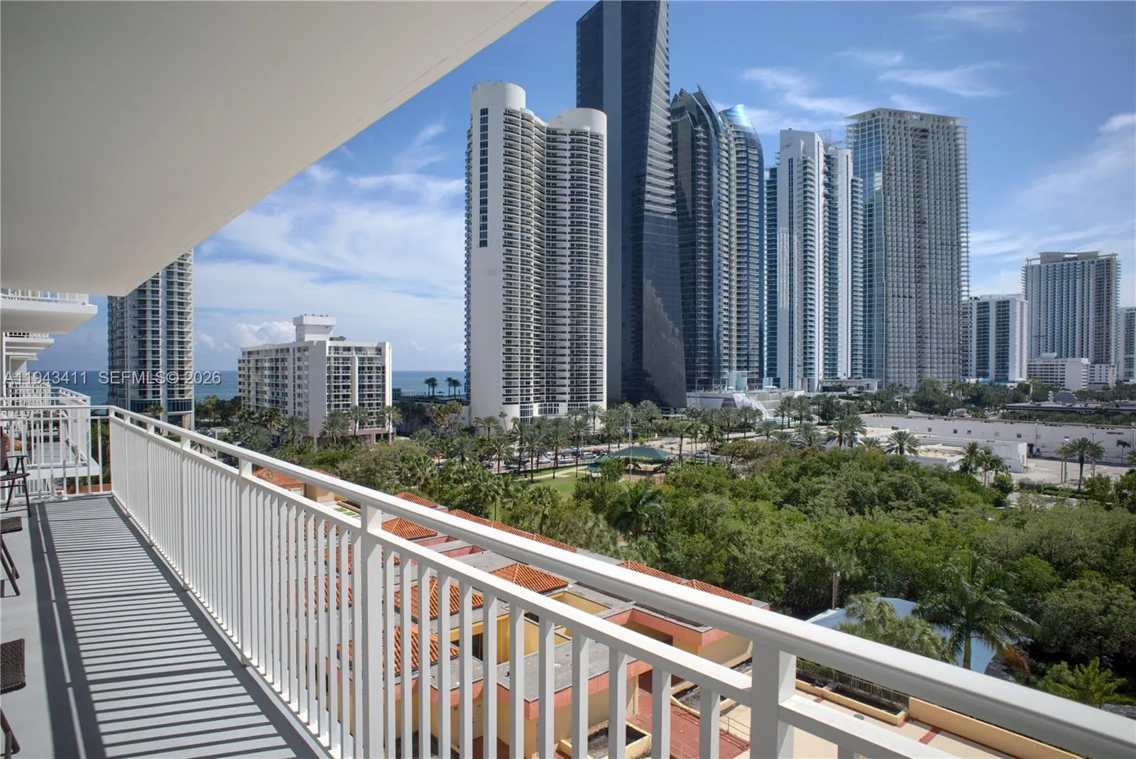210 174th St 1008, Sunny Isles Beach, Florida 3316, Sunny Isles Beach, Florida 33160, 2 Bedrooms Bedrooms, ,2 BathroomsBathrooms,Residential Lease,For Rent,210 174th St 1008, Sunny Isles Beach, Florida 3316,A11943411