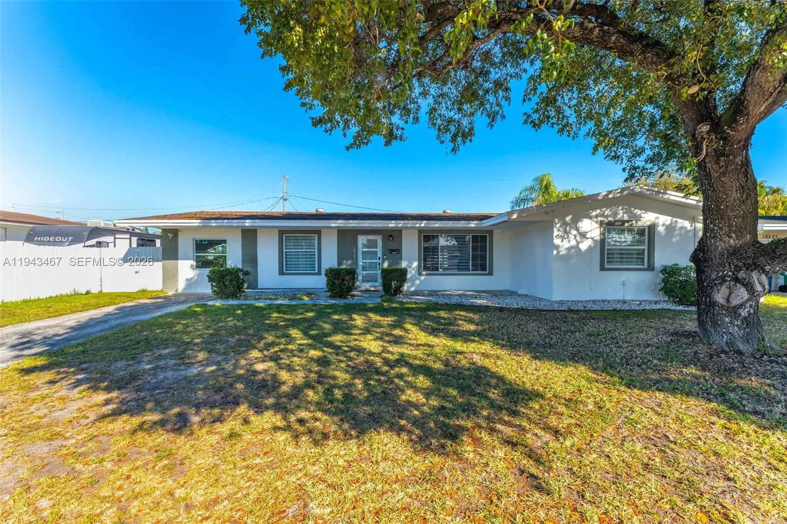 10535 Sw 161st Ter, Miami, Florida 33157, Miami, Florida 33157, 4 Bedrooms Bedrooms, ,2 BathroomsBathrooms,Residential,For Sale,10535 Sw 161st Ter, Miami, Florida 33157,A11943467 10535 Sw 161st Ter, Miami, Florida 33157, Miami, Florida 33157, 4 Bedrooms Bedrooms, ,2 BathroomsBathrooms,Residential,For Sale,10535 Sw 161st Ter, Miami, Florida 33157,A11943467