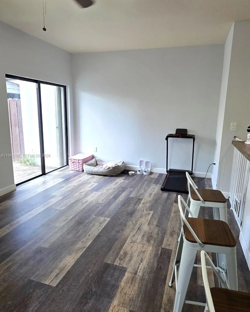 3203 Se 7th St, Homestead, Florida 33033, Homestead, Florida 33033, 2 Bedrooms Bedrooms, ,2 BathroomsBathrooms,Residential,For Sale,3203 Se 7th St, Homestead, Florida 33033,A11943391