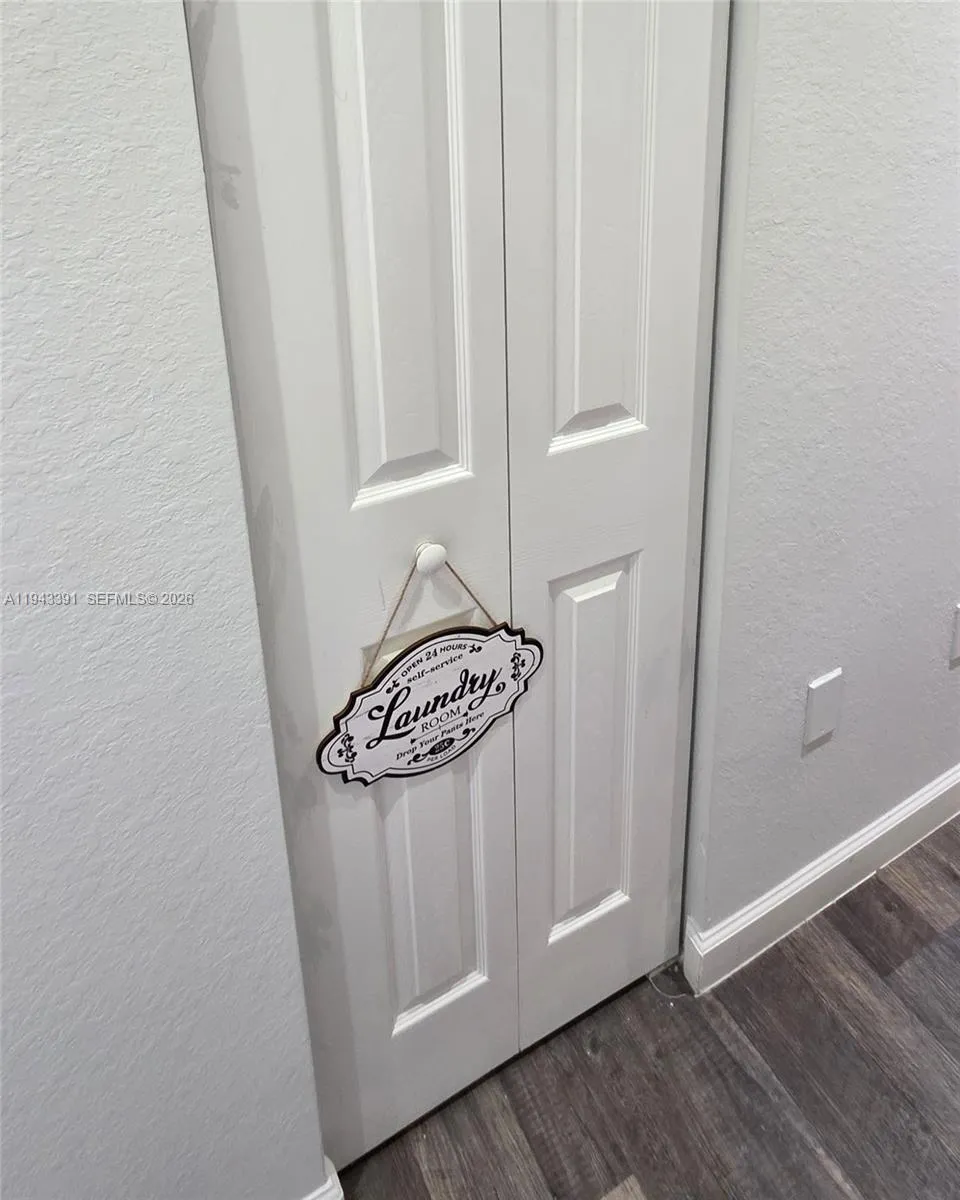 3203 Se 7th St, Homestead, Florida 33033, Homestead, Florida 33033, 2 Bedrooms Bedrooms, ,2 BathroomsBathrooms,Residential,For Sale,3203 Se 7th St, Homestead, Florida 33033,A11943391