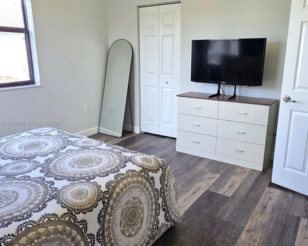 3203 Se 7th St, Homestead, Florida 33033, Homestead, Florida 33033, 2 Bedrooms Bedrooms, ,2 BathroomsBathrooms,Residential,For Sale,3203 Se 7th St, Homestead, Florida 33033,A11943391