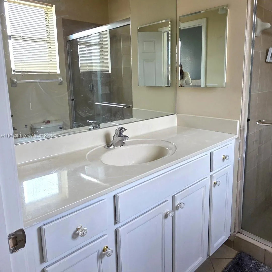3203 Se 7th St, Homestead, Florida 33033, Homestead, Florida 33033, 2 Bedrooms Bedrooms, ,2 BathroomsBathrooms,Residential,For Sale,3203 Se 7th St, Homestead, Florida 33033,A11943391