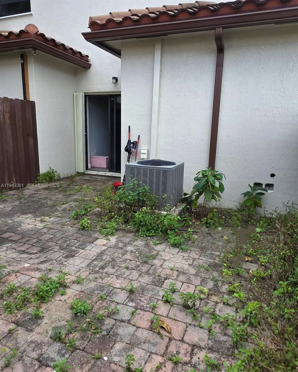 3203 Se 7th St, Homestead, Florida 33033, Homestead, Florida 33033, 2 Bedrooms Bedrooms, ,2 BathroomsBathrooms,Residential,For Sale,3203 Se 7th St, Homestead, Florida 33033,A11943391