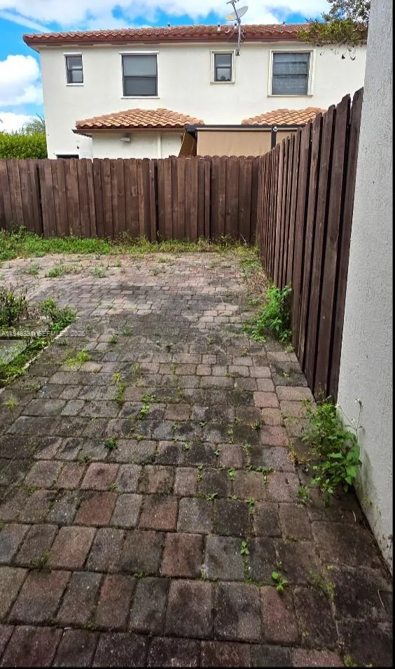 3203 Se 7th St, Homestead, Florida 33033, Homestead, Florida 33033, 2 Bedrooms Bedrooms, ,2 BathroomsBathrooms,Residential,For Sale,3203 Se 7th St, Homestead, Florida 33033,A11943391